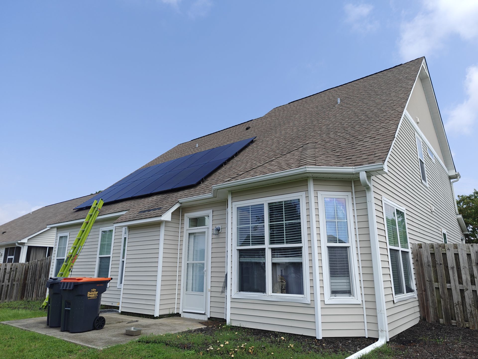 Ontario by Breeze Roofing Inc