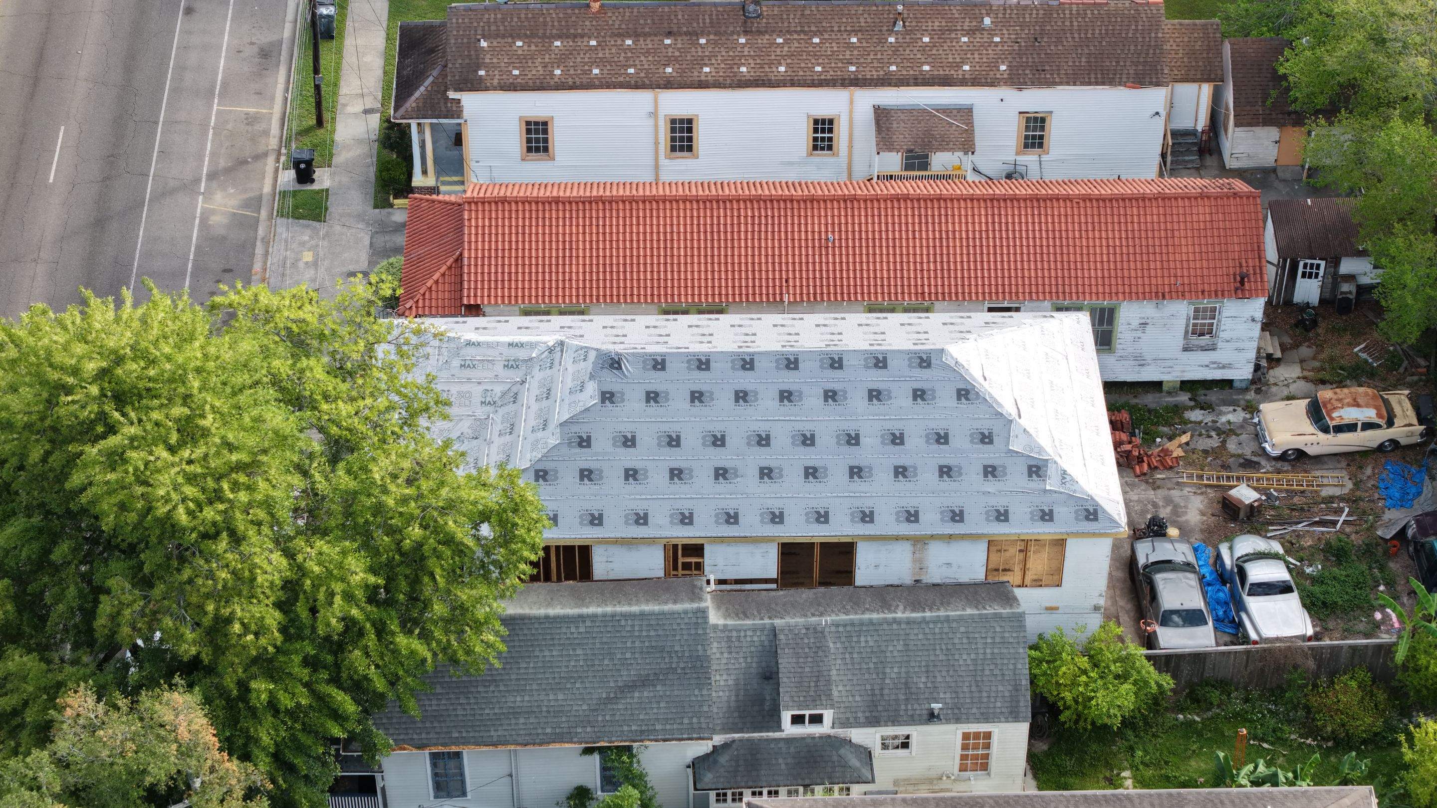Roof Replacement in New Orleans by HDS Contractors