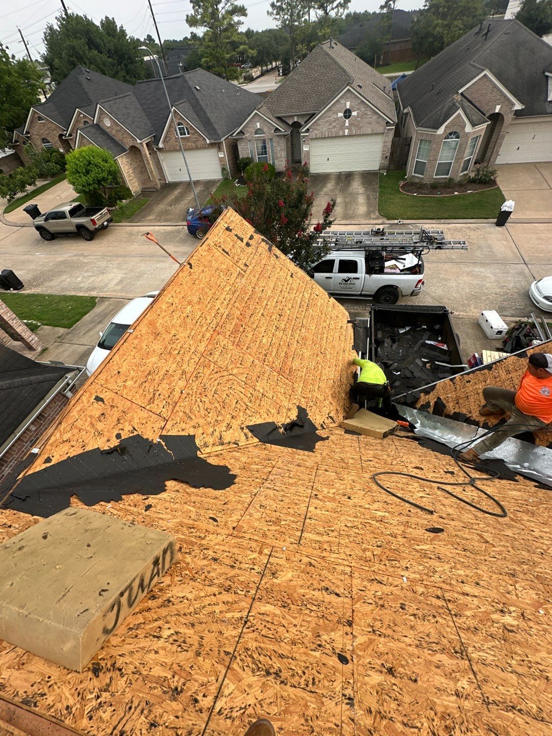Roof Replacement Houston by Roof Repair Company