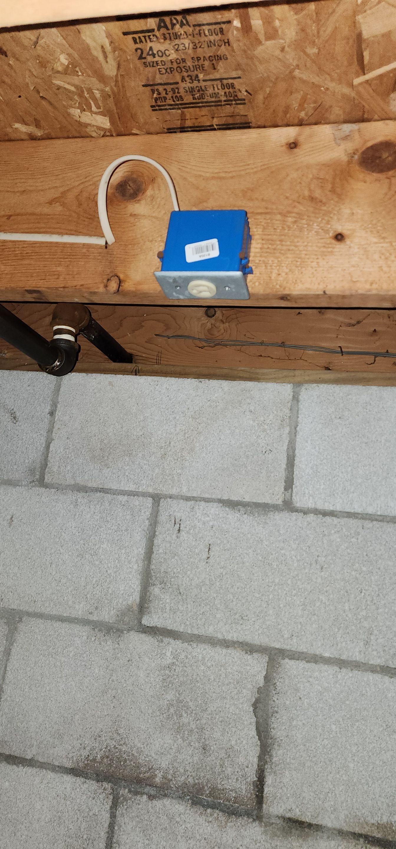 Crawlspace Waterproofing/Encapsulation by Toledo Basement Repair 