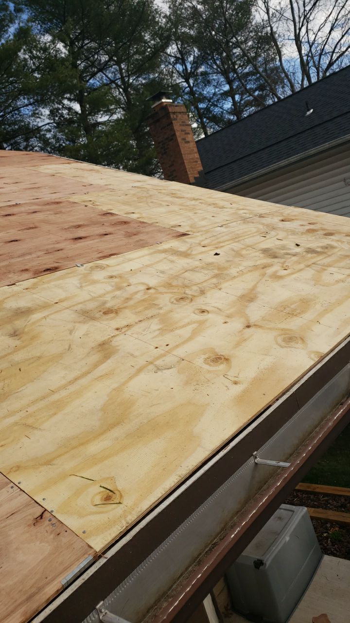 Springfield: CertainTeed Landmark Designer Shingles in Burnt Sienna by RM Banning, Inc.