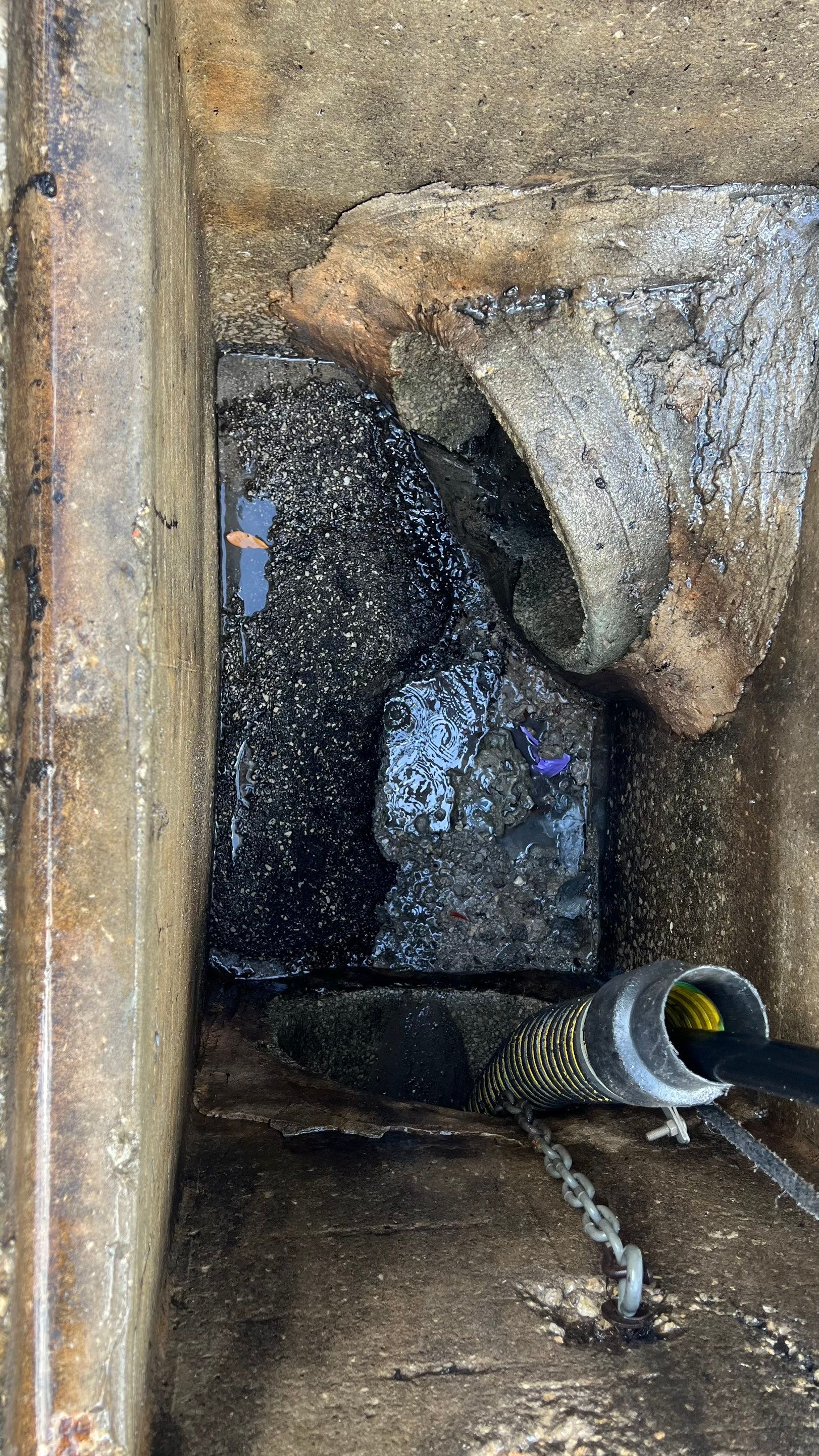 Estero Community Stormwater System Maintenance by APS Power & Water