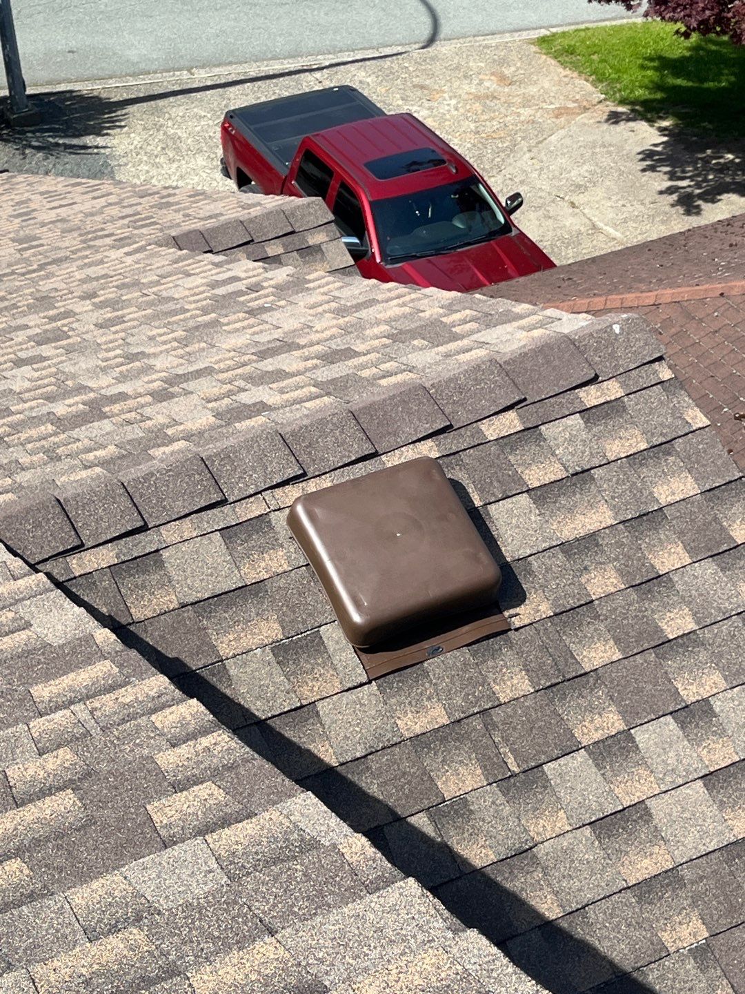 Residential Re-Roof using Timberline HDZ Barkwood by Top Notch Roofing Inc