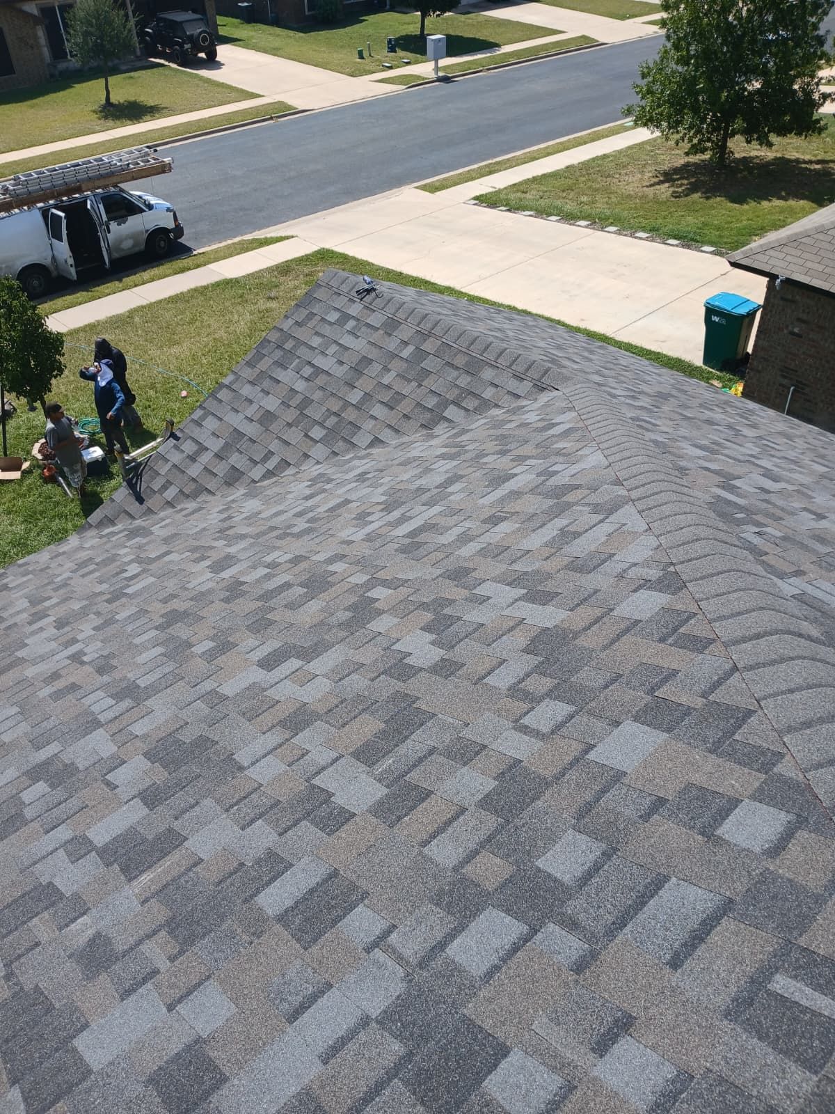 Williamsburg Gray - Owens Corning TruDefinition Duration by RoofsOnly.com