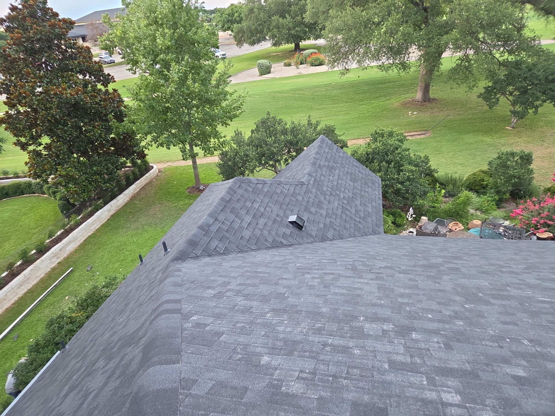 Brilliant Black - Malarkey Vista by RoofsOnly.com