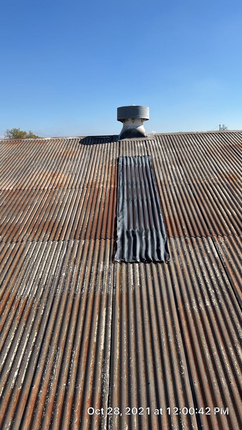 MR Roofing system using Conklin BenchPly system with PUMA top coat by Straight Edge Roofing Inc