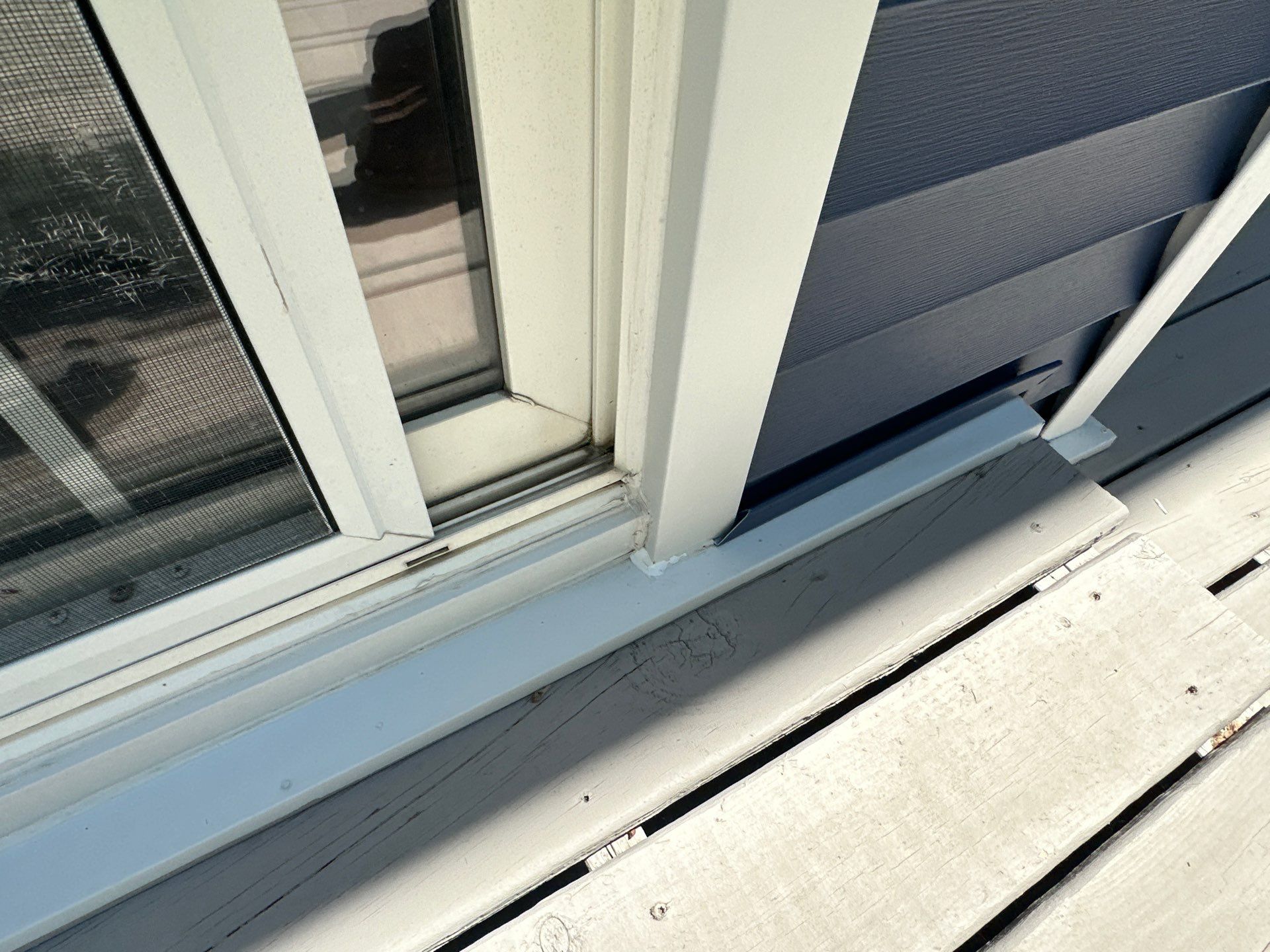 Siding Replacement using Certainteed Restoration Classic D4 Midnight Blue by 180 Contractors