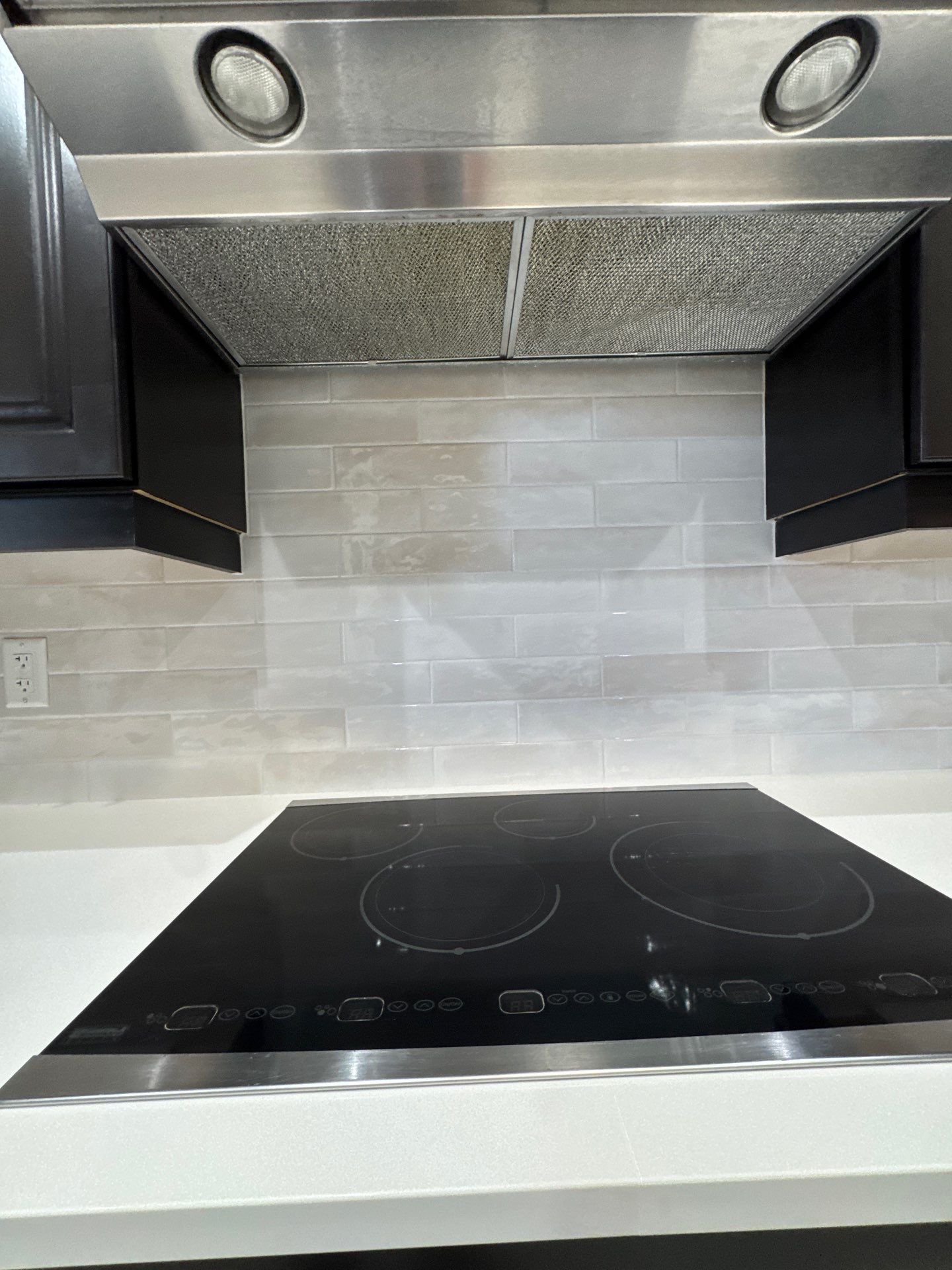 Backsplash by Vrmmm Flooring