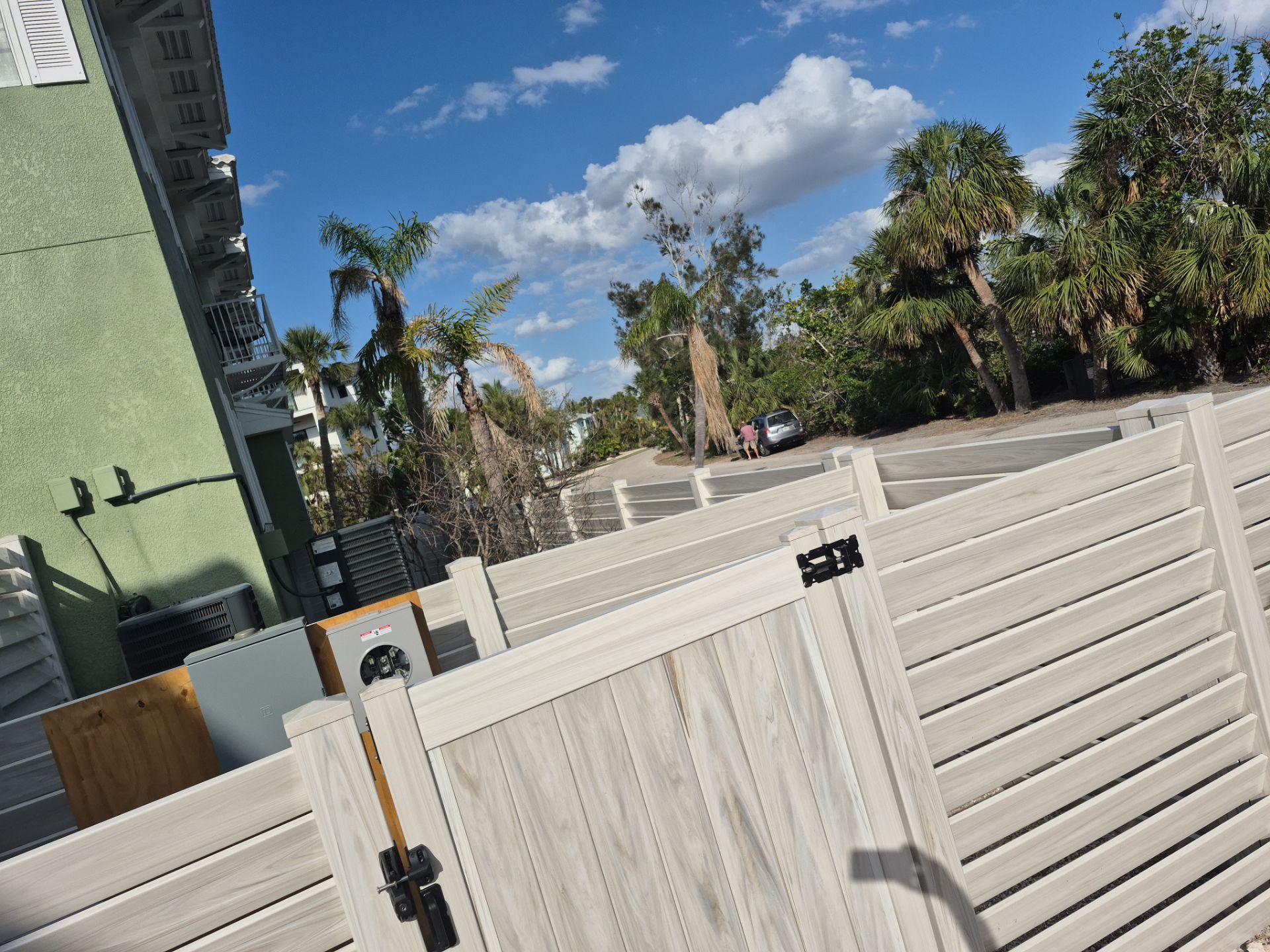 363 tierra mar ln by H&Y Fence
