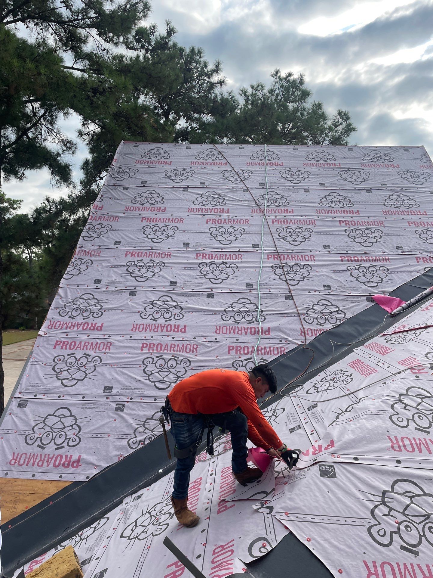 Roof Installation Houston by Roof Repair Company