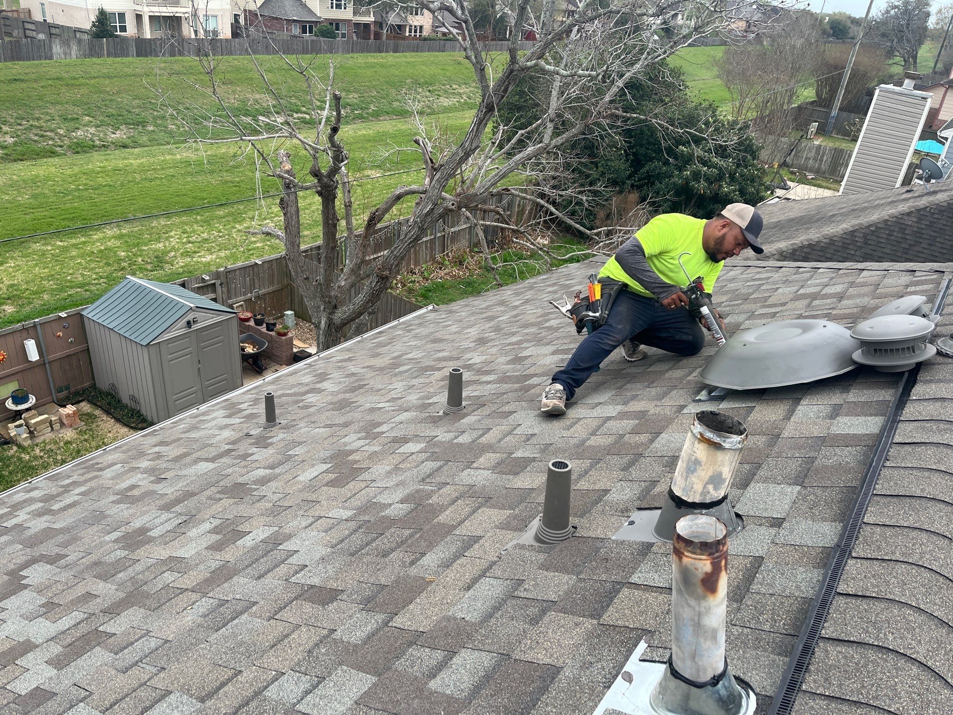 Residential Roofing Installation using Owen's Corning Duration (Lifetime) Shingles by Roof Repair Company