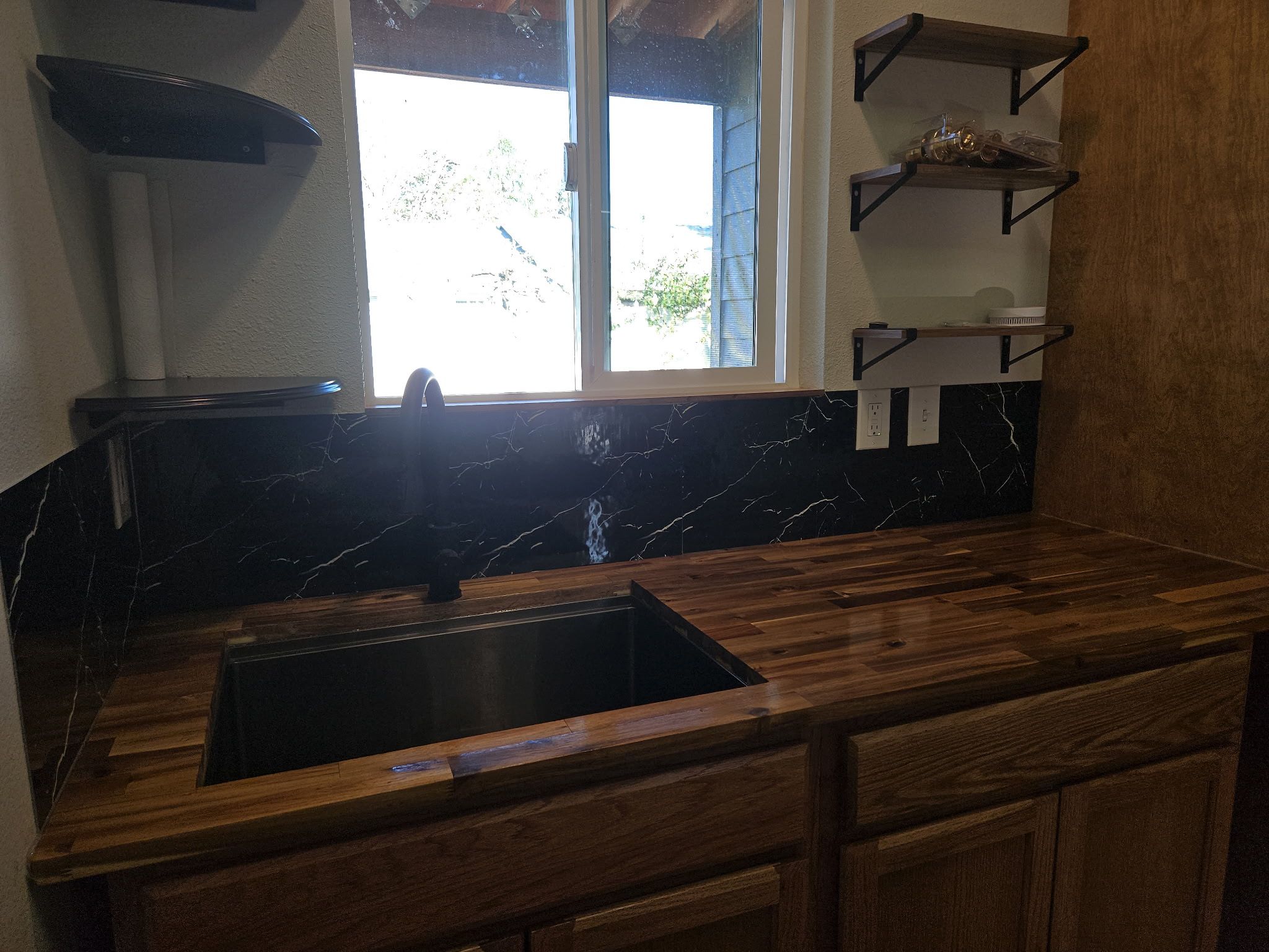 Tiny House ADU using Beams by Construction Now LLC