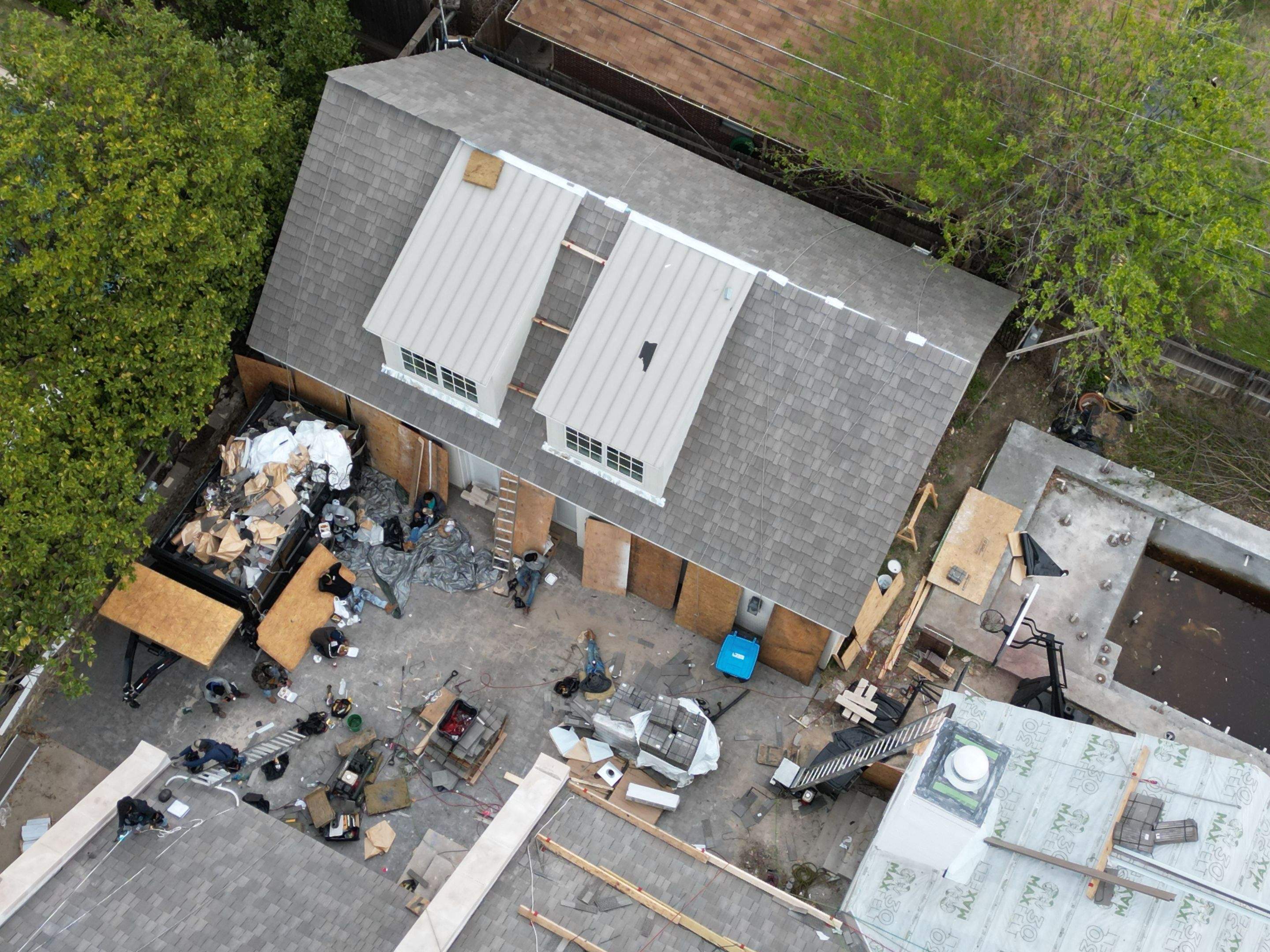 Residential Roofing Installation using DaVinci Multi Width Shake by Harvey Roofing & Construction