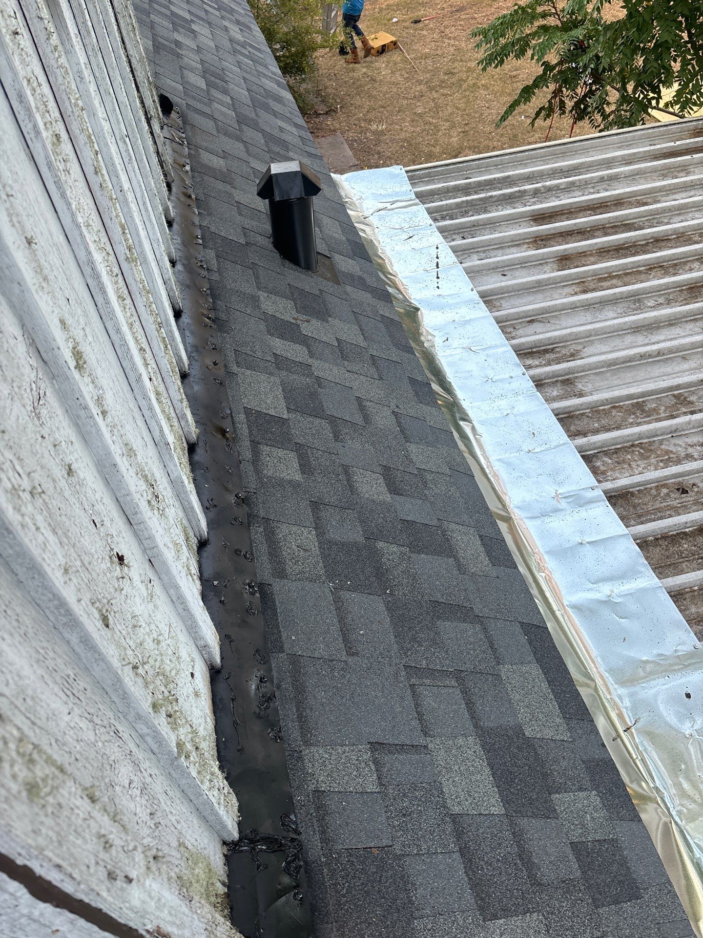 Residential Roofing Installation using Owen's Corning Duration (Lifetime) Shingles by Roof Repair Company