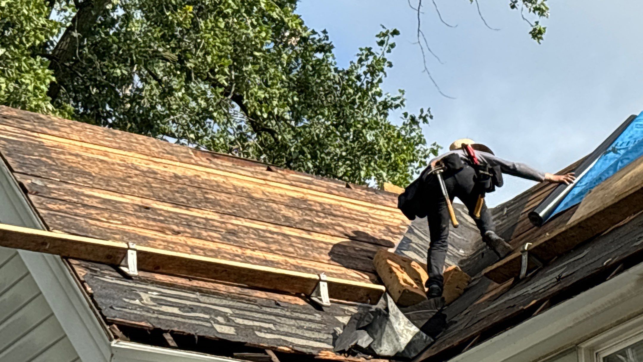 Roof Replacement using CertainTeed Landmark by 180 Contractors