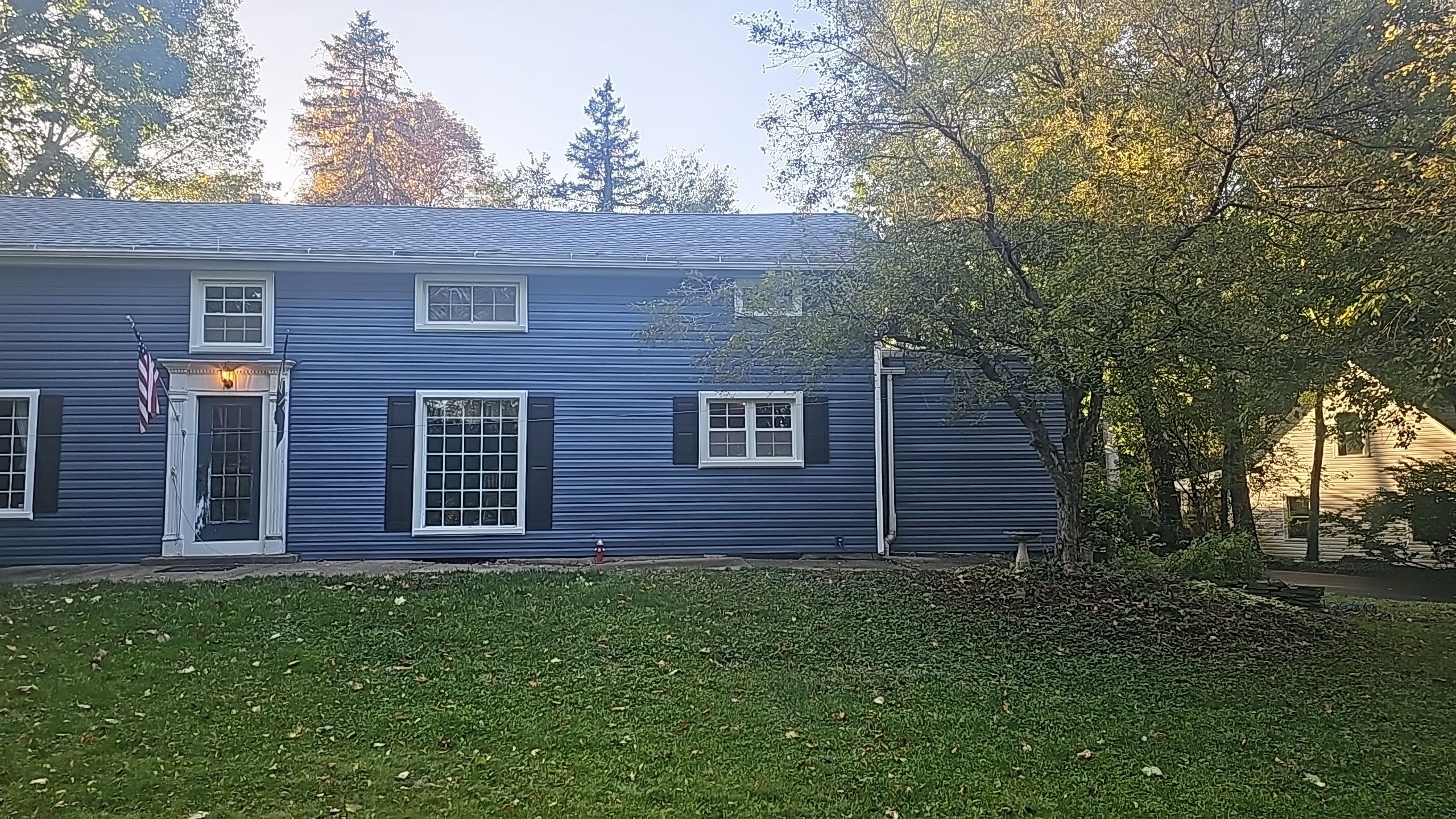 Norandex Cedar Knolls, Color: Jamestown Blue by Eagle Eye Roofing