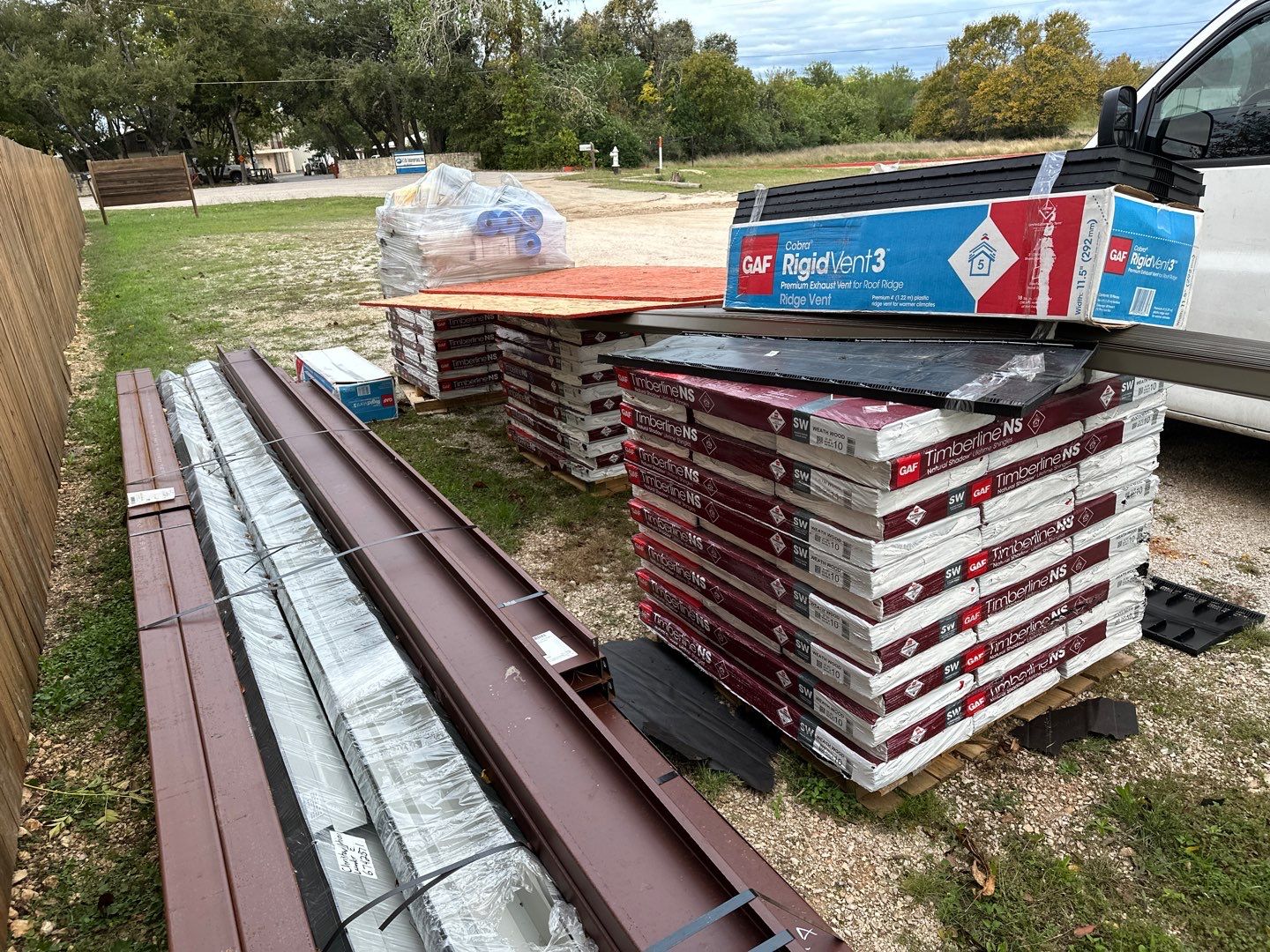 GAF Natural Shadow - Weathered Wood by Elite Roofing LLC