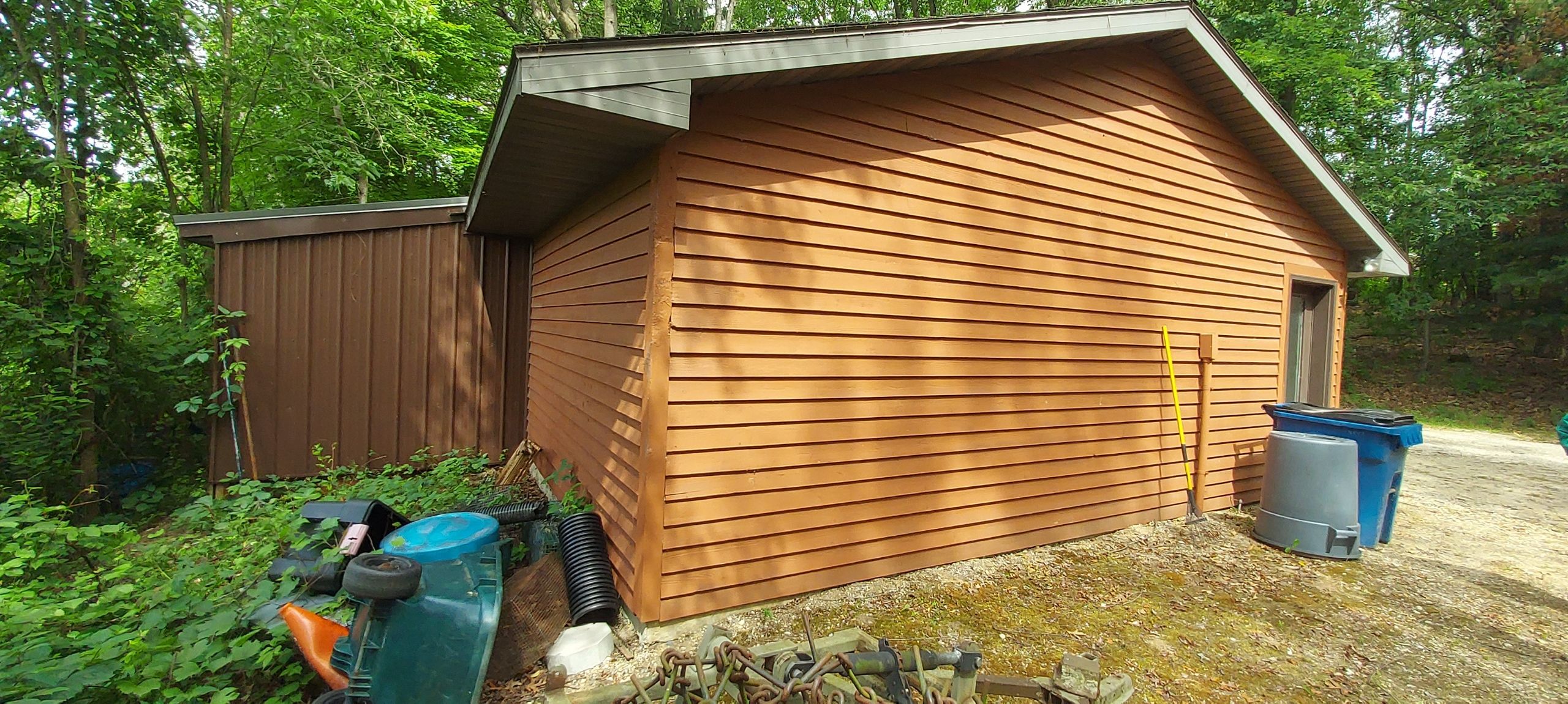 Color update with exterior staining and painting by Gordon Painting