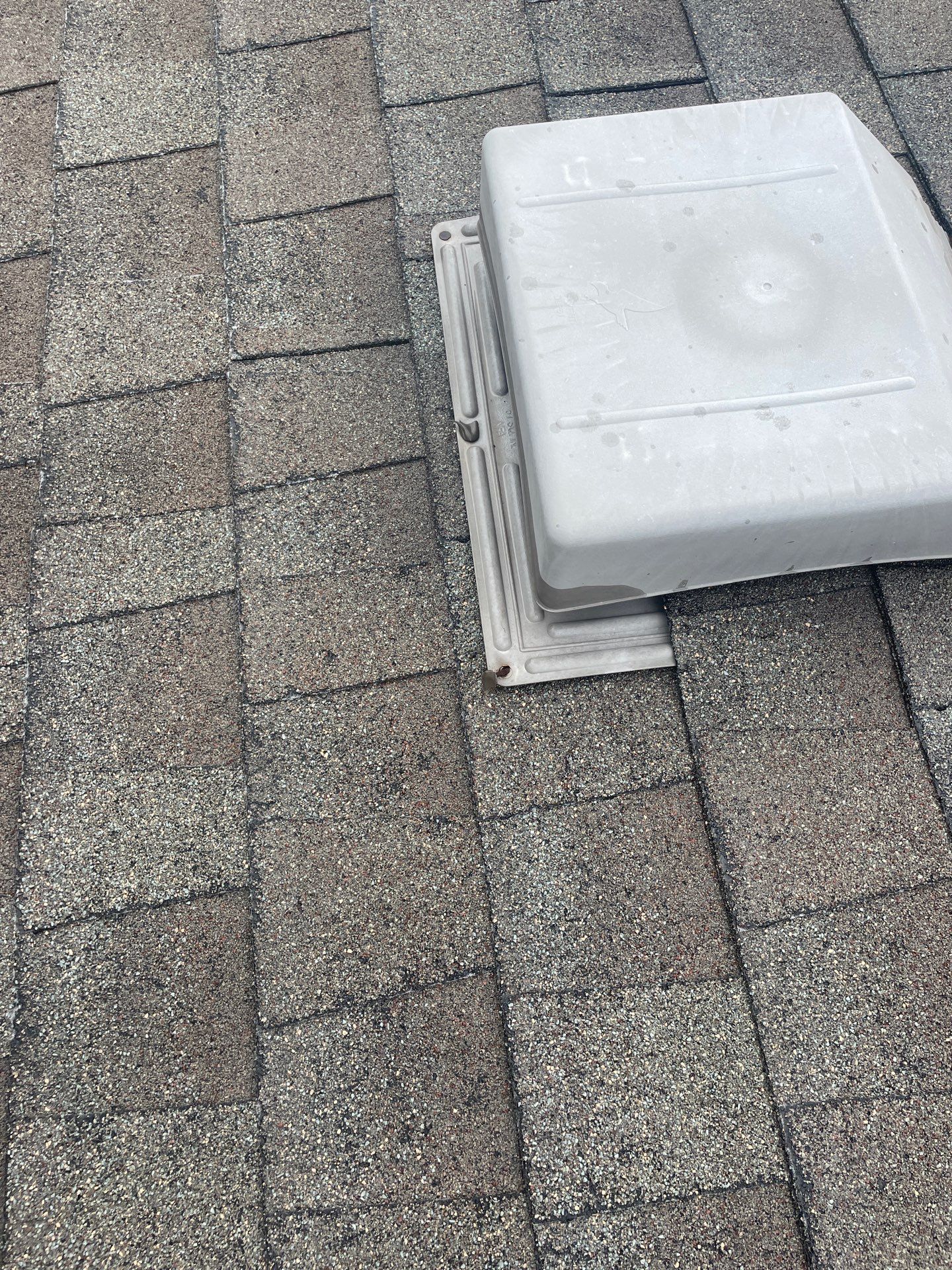 Hail Damage using Owen's Corning Duration (Lifetime) Shingles by Roof Repair Company