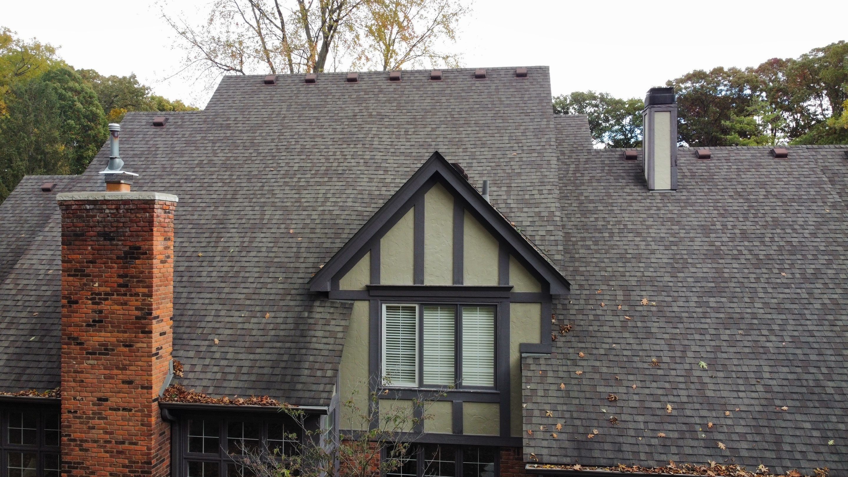 Roof Inspection in Bloomfield Hills by EverNew Roofing