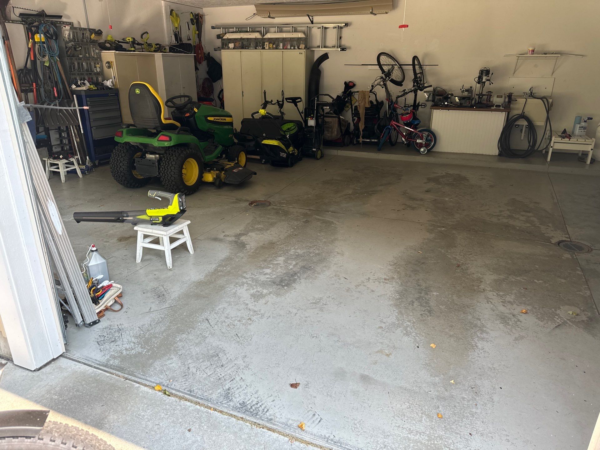 Epoxy Floor!! by Gordon Painting