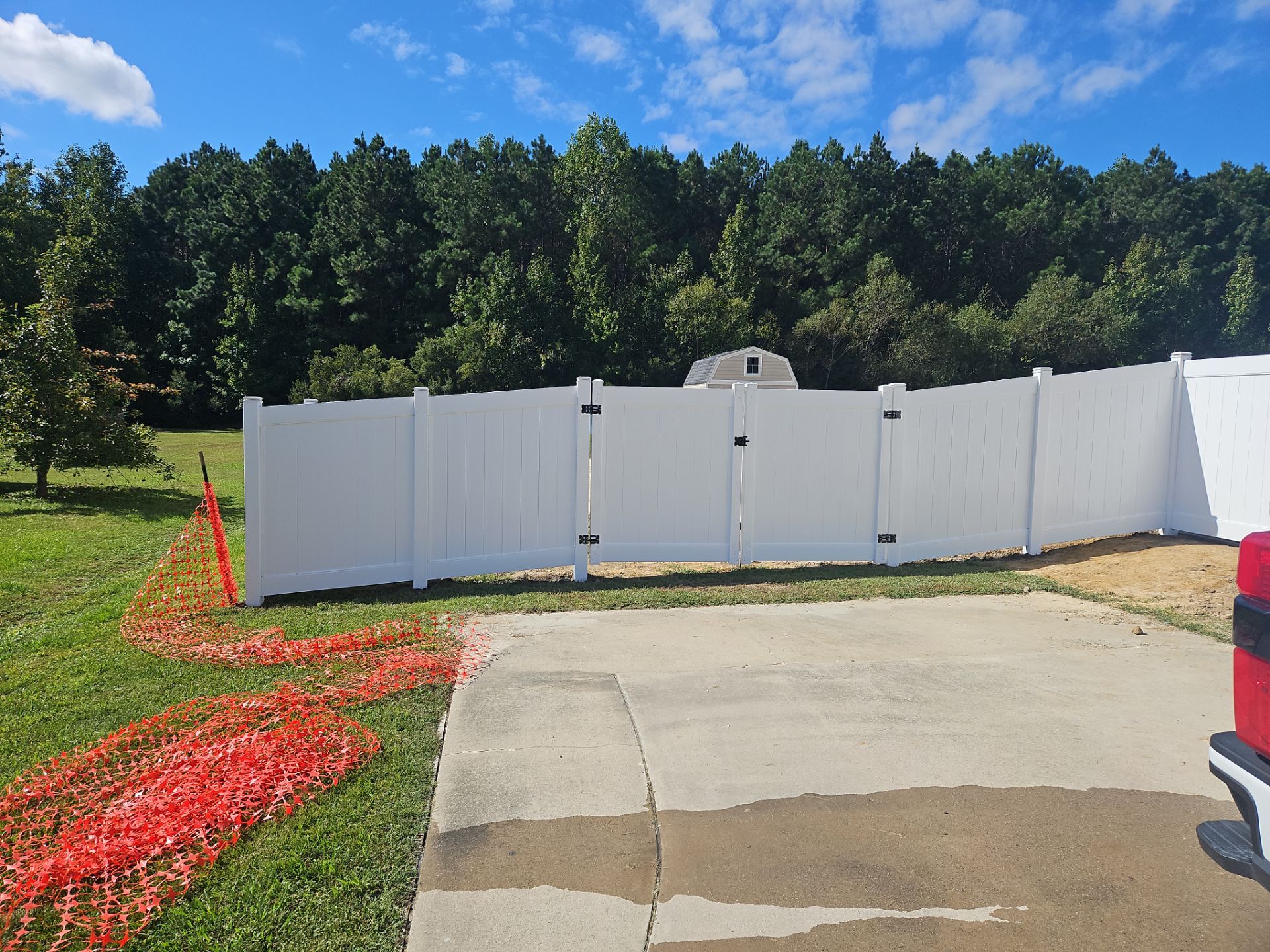 Clean Lines, Long Life by Tidewater Fence