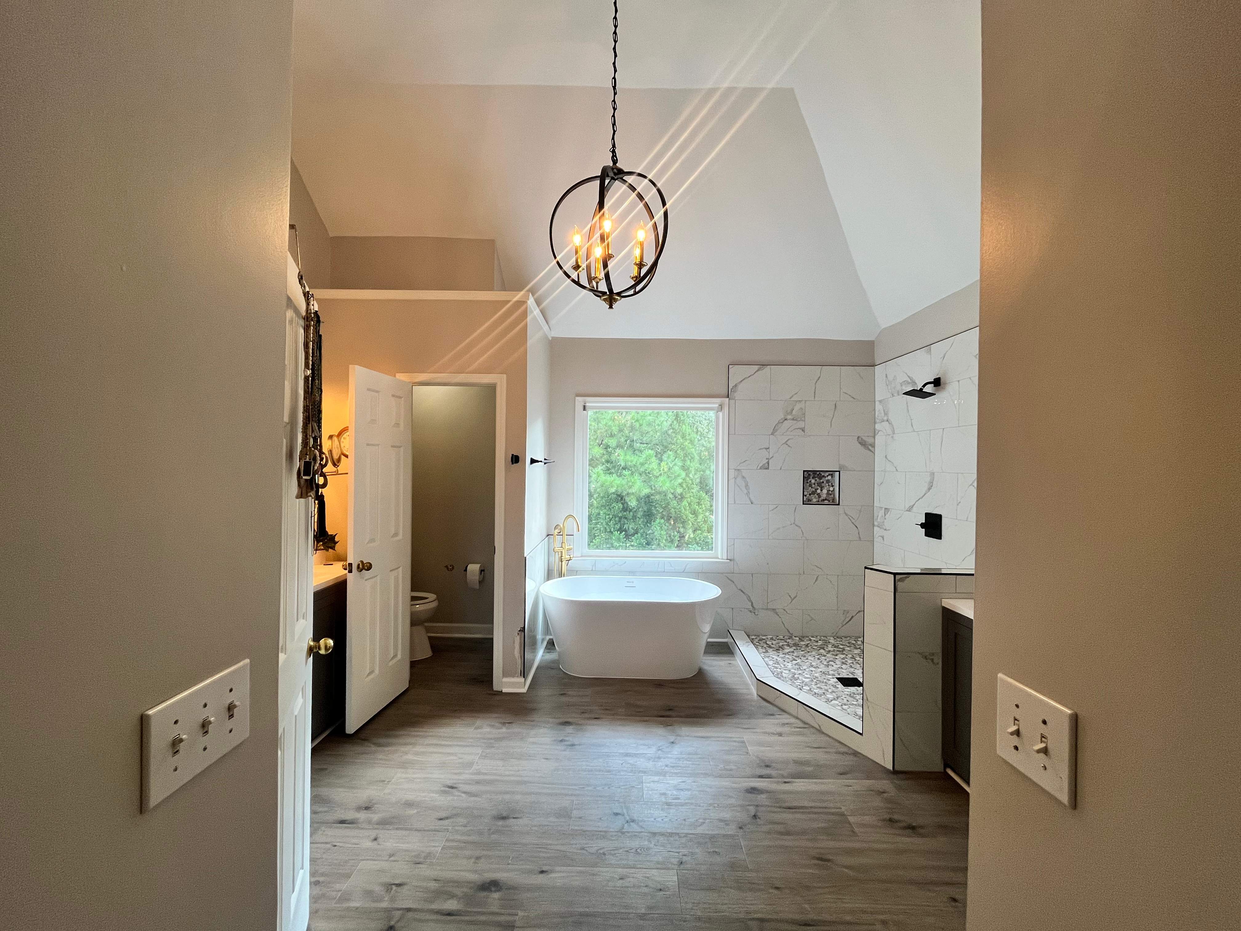 Master bathroom renovation by Prudencio
