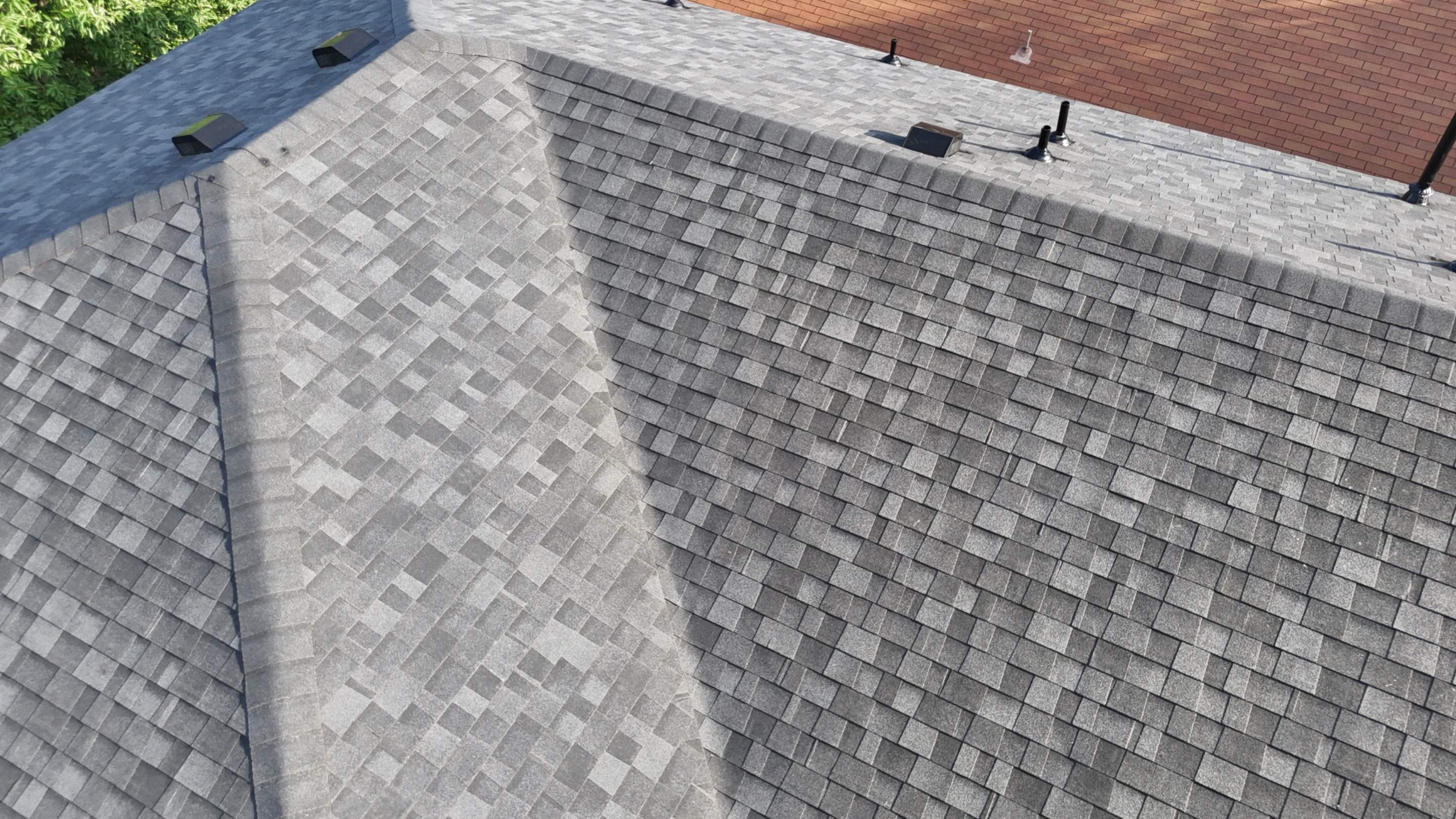 Onyx Black - Owens Corning TruDefinition Duration by RoofsOnly.com