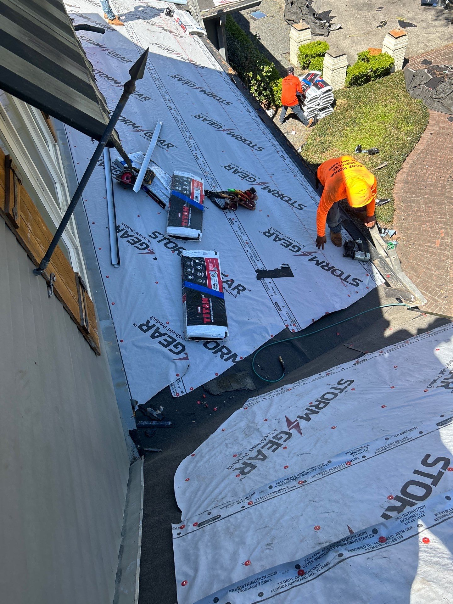 Roof Replacement Tomball by Roof Repair Company