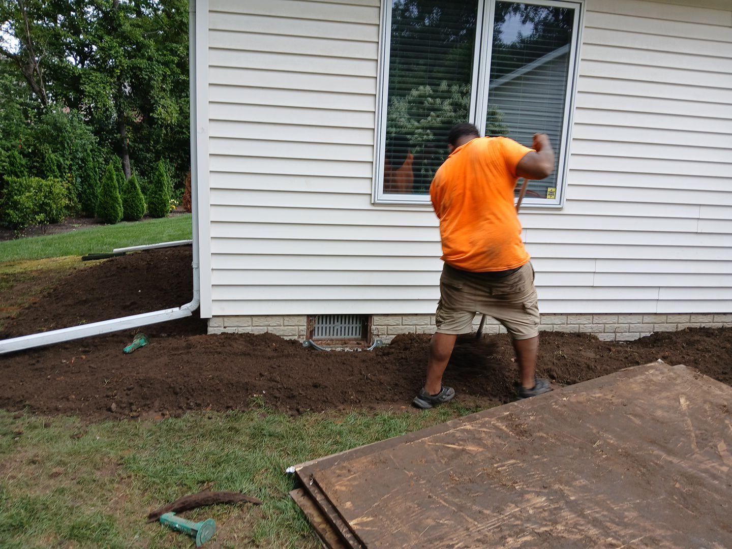 Piering and Concrete Supports by Toledo Basement Repair 