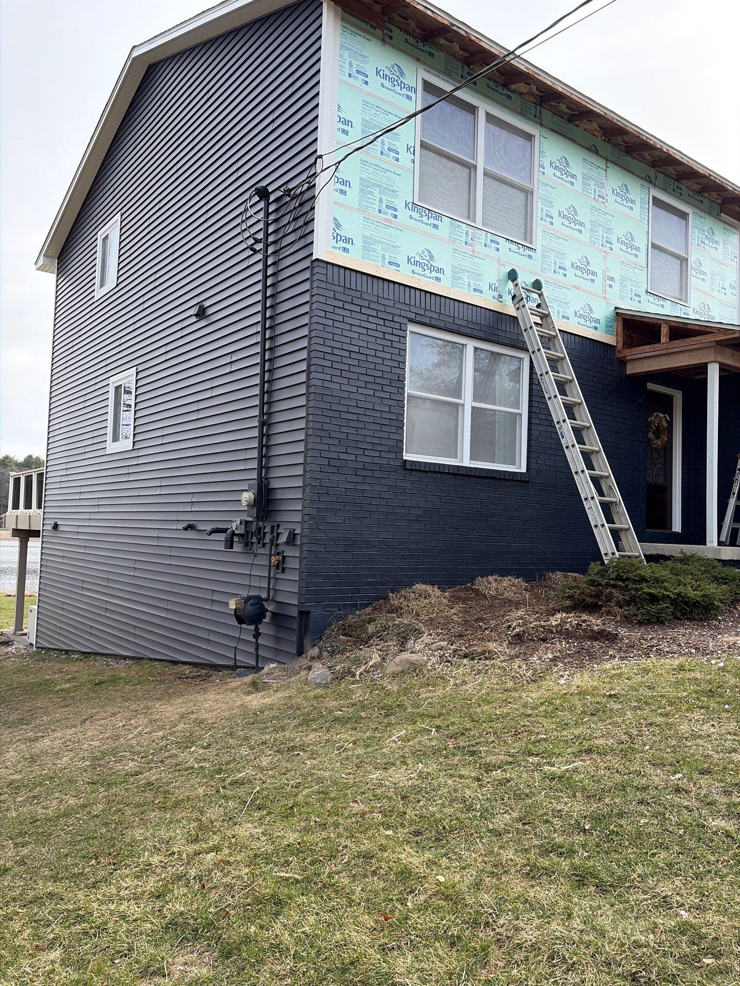 Siding Replacement using Alside Charter Oak D4.5" by 180 Contractors