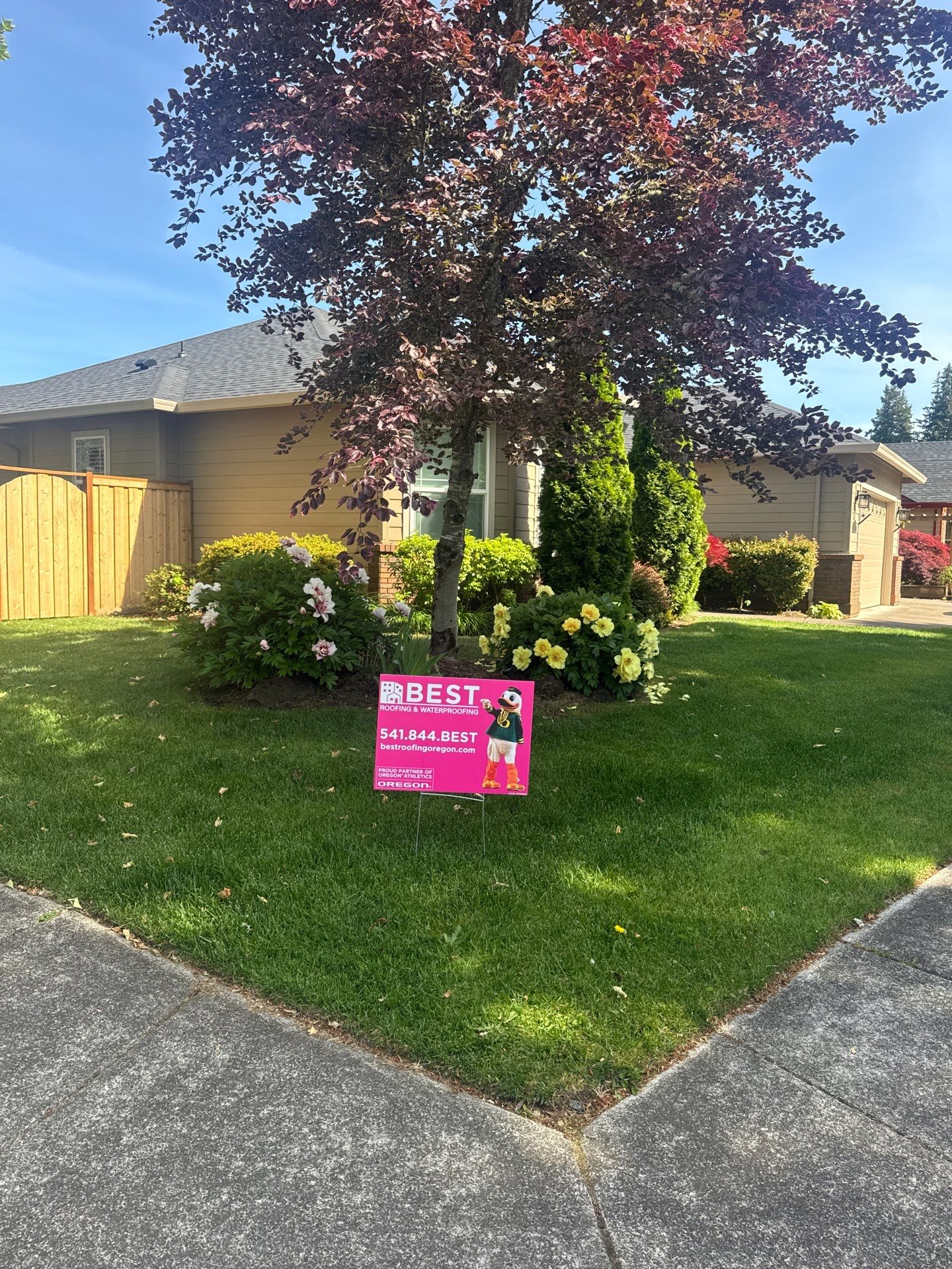 Residential Reroof Featuring Owens Corning Architectural Shingles in Eugene