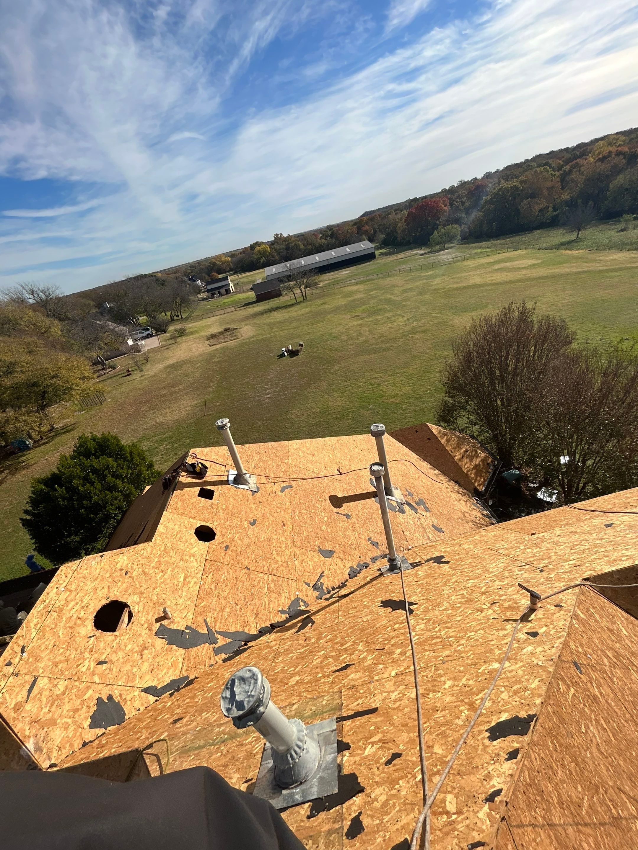 Residential Roofing Installation using ATLAS Pinnacle Pristine Shingles by Harvey Roofing & Construction