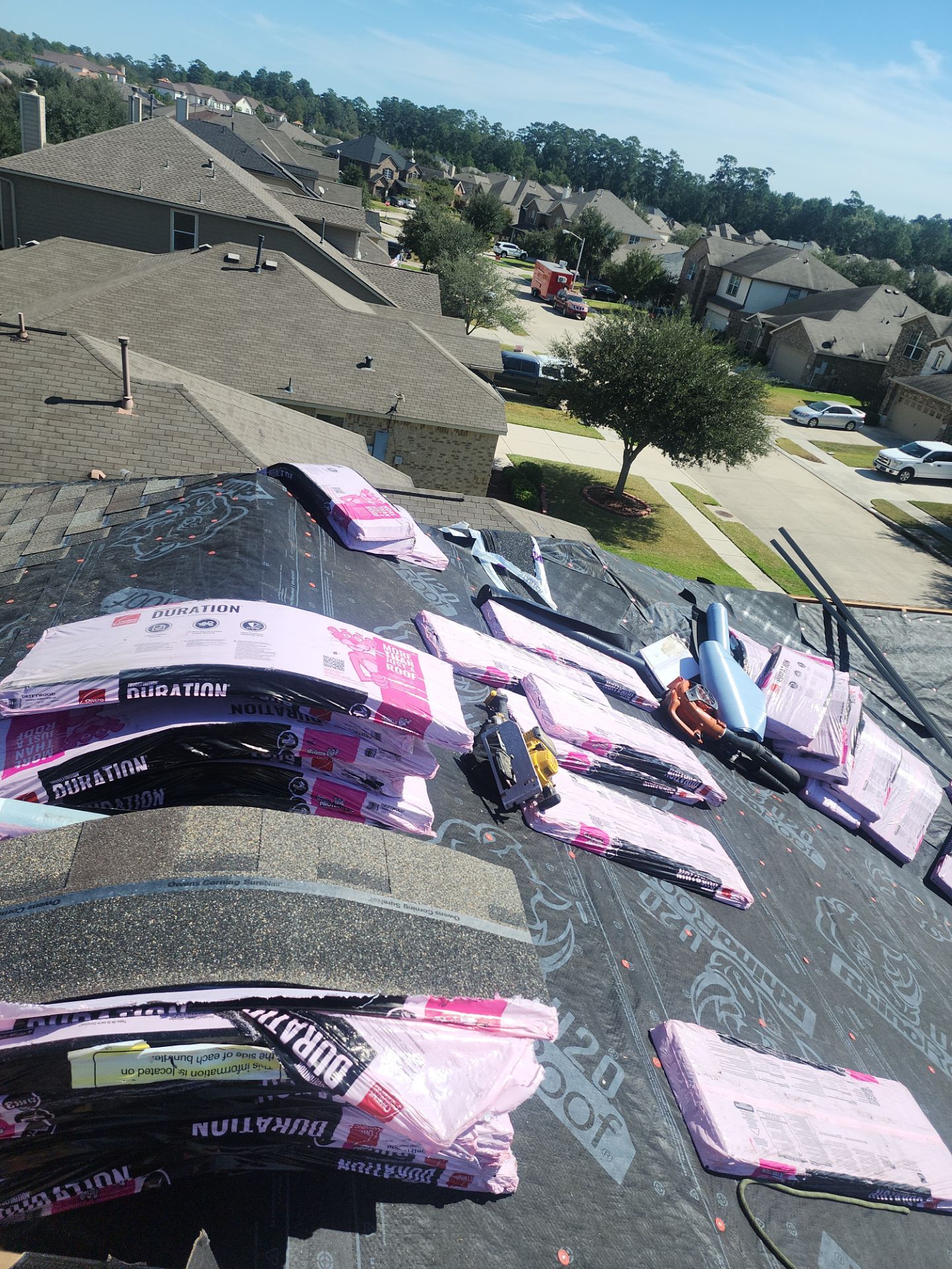 Residential Roofing Installation using Owen's Corning Duration (Lifetime) Shingles by Roof Repair Company