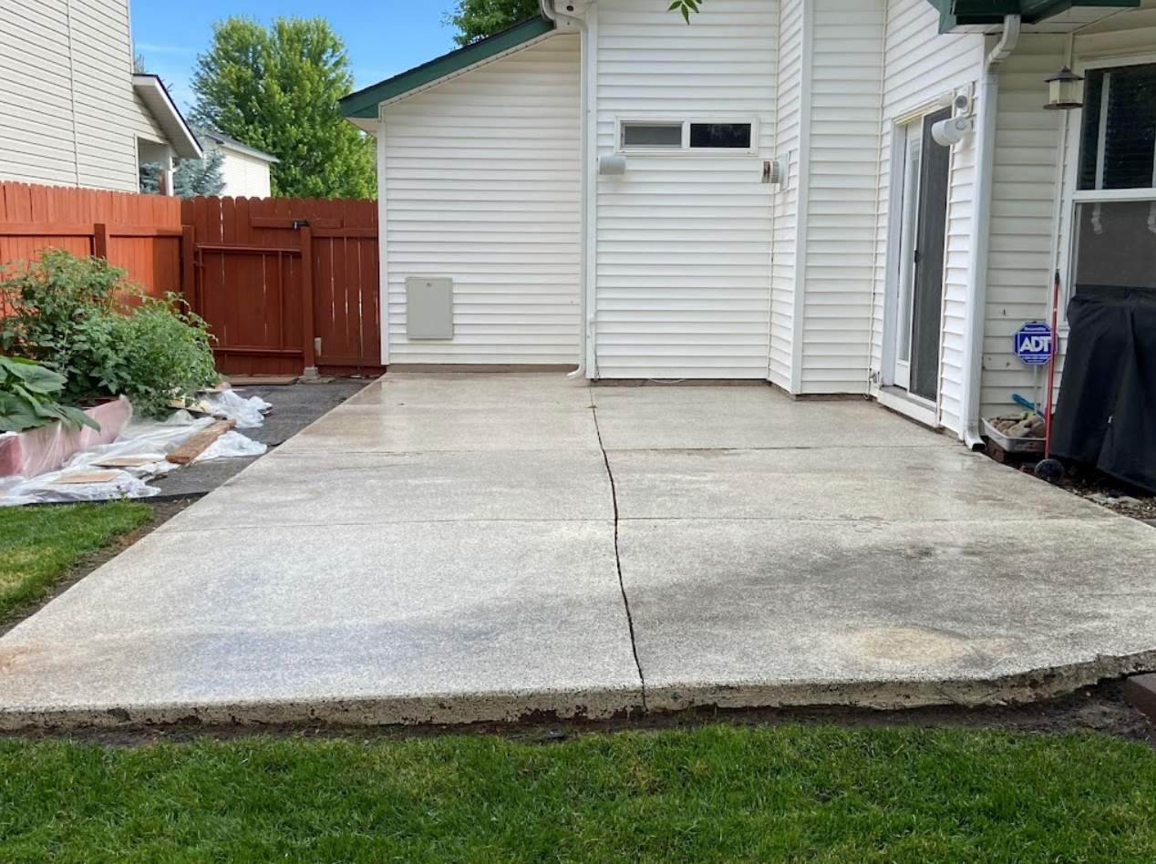 Patio Makeover with Vuba Stone by Mr. Mudd Concrete