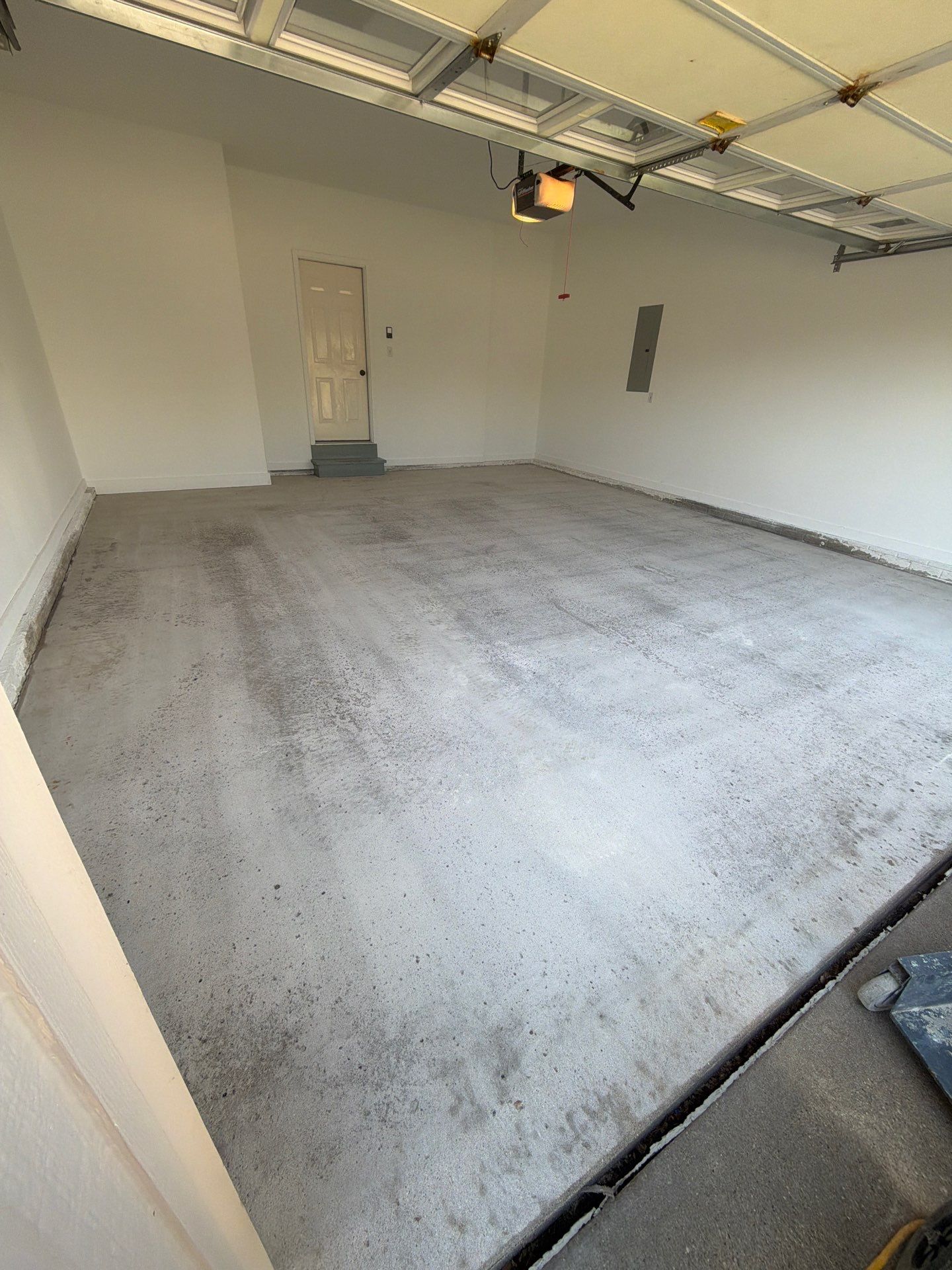 Urbandale Garage Transformation by Revival Concrete Coatings