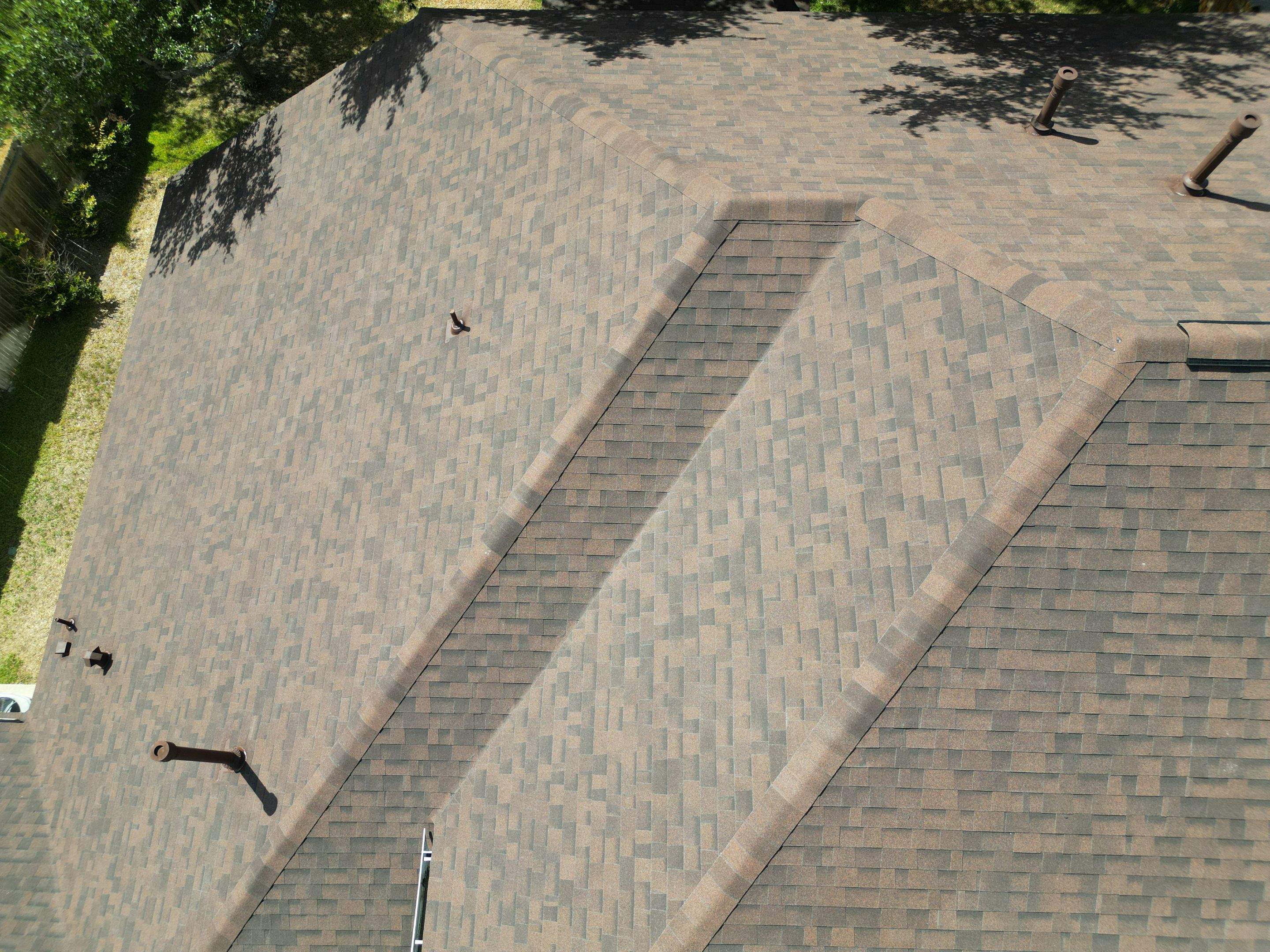 Antique Brown - Malarkey Highlander by RoofsOnly.com