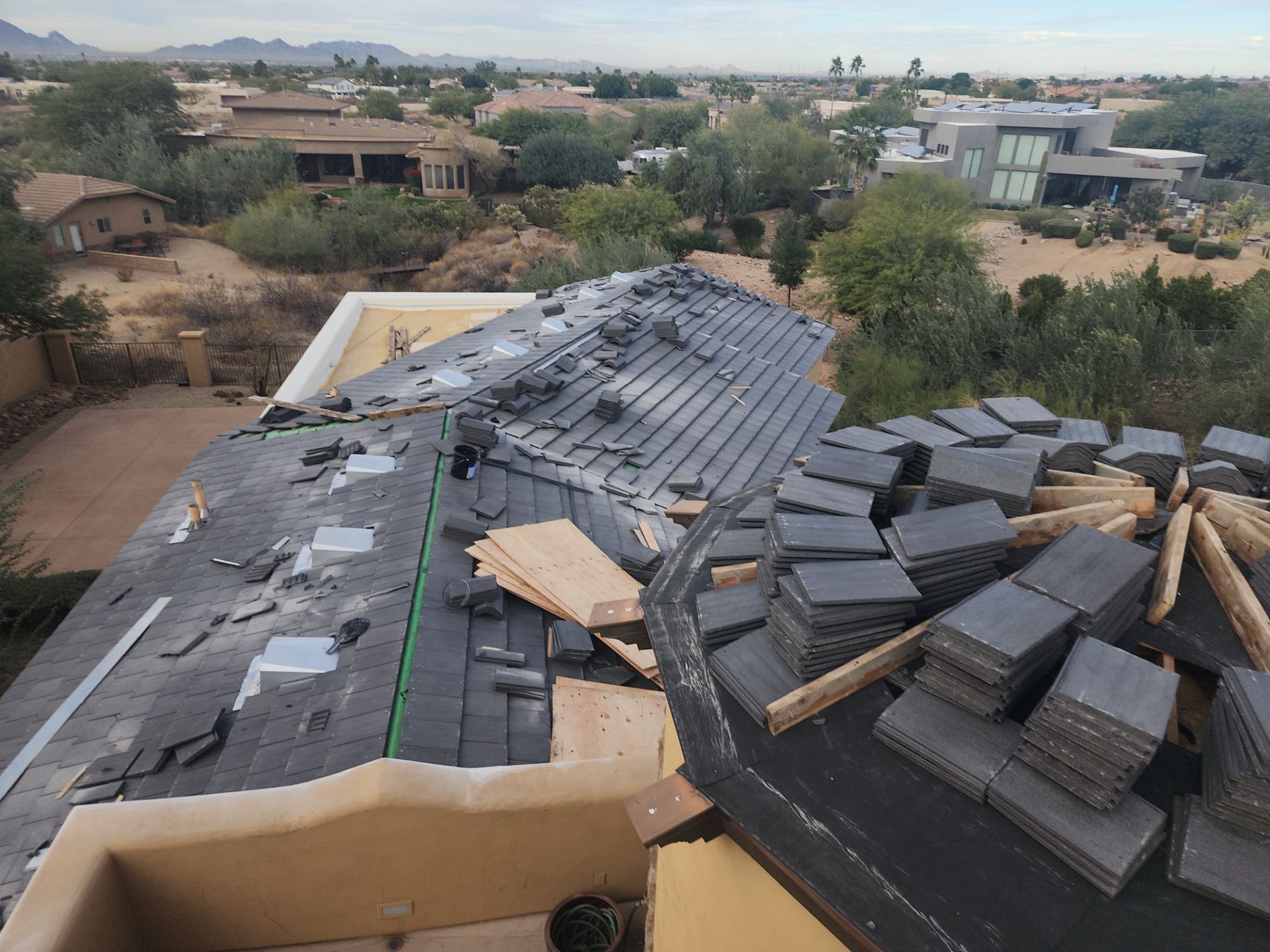 Onyx Concrete Tile by Reimagine Roofing