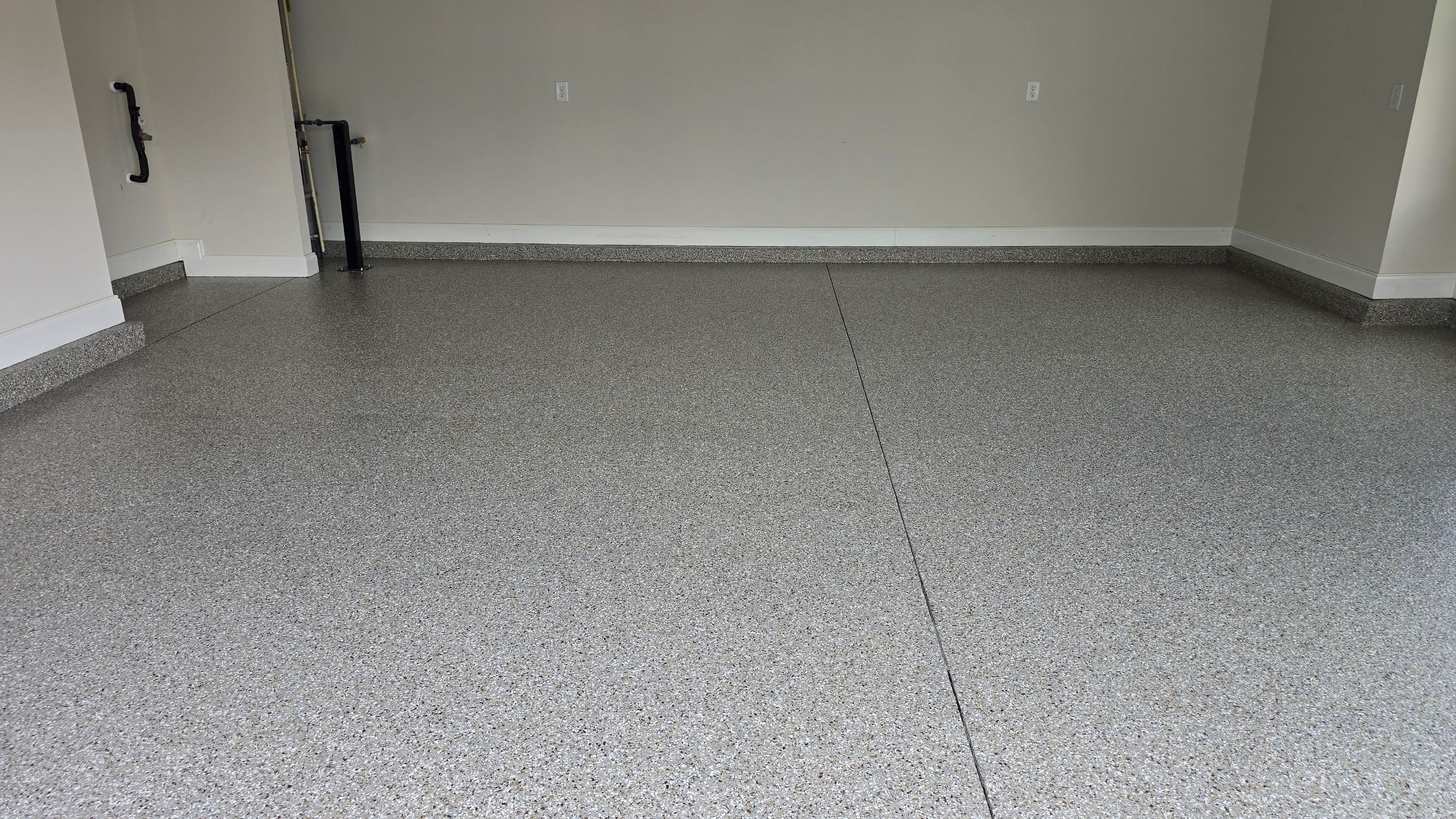 Garage using Creekbed by Elite Floor Solutions