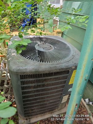Central Air Conditioning Condenser Maintenance and Cleaning in Lithonia