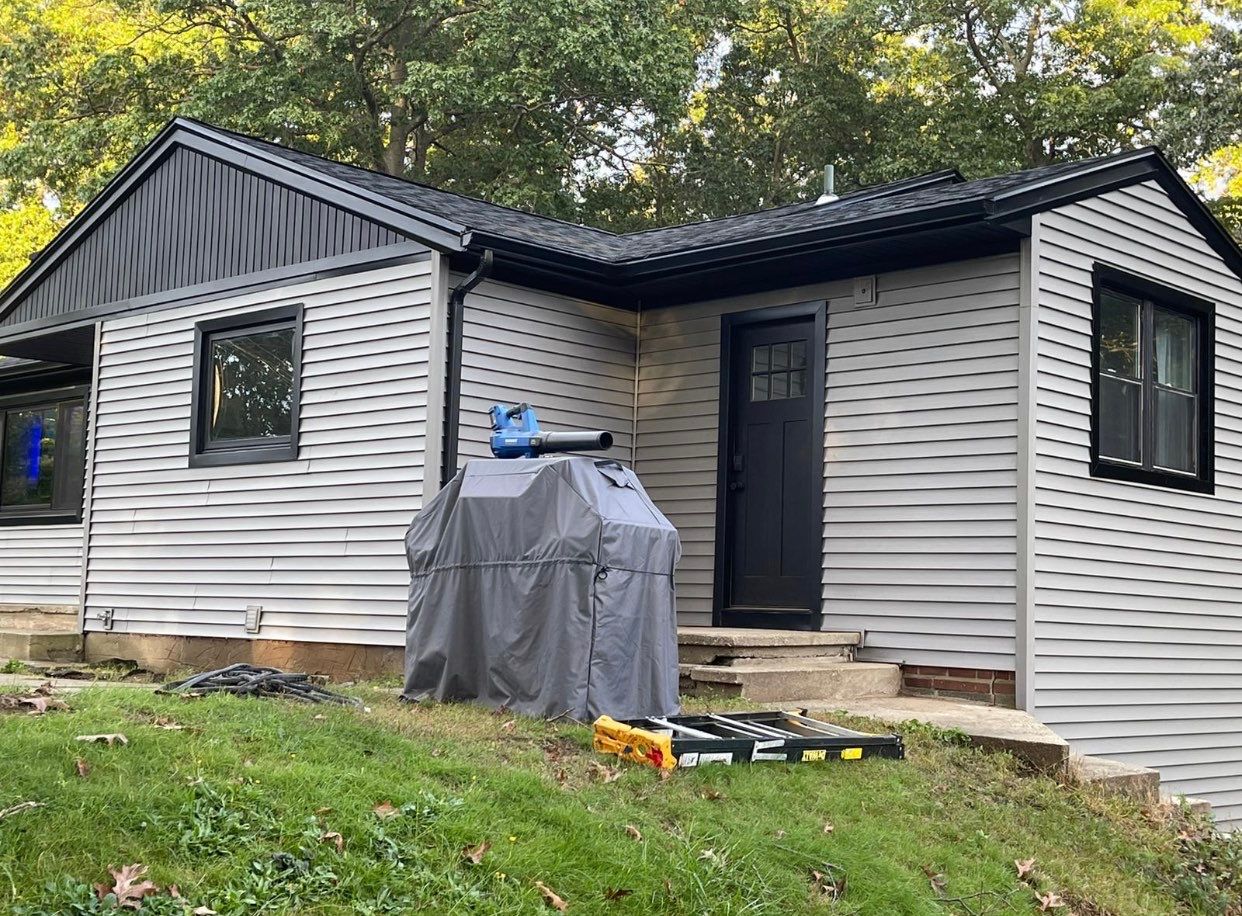 Siding Installation using Certainteed monogram charcoal gray Owens Corning Onyx Black by A Plus Exterior