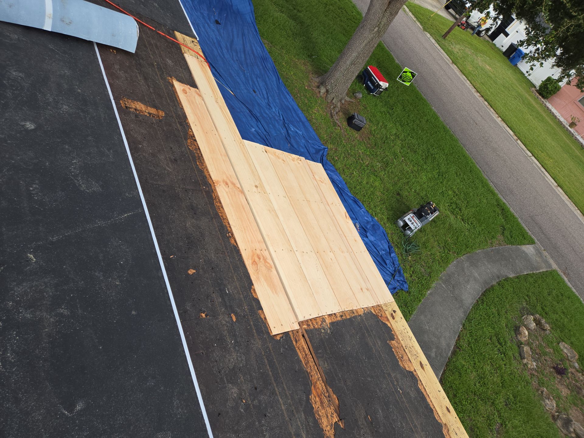 Project in St. Petersburg 33710 by Mitchell Roofing Company LLC 