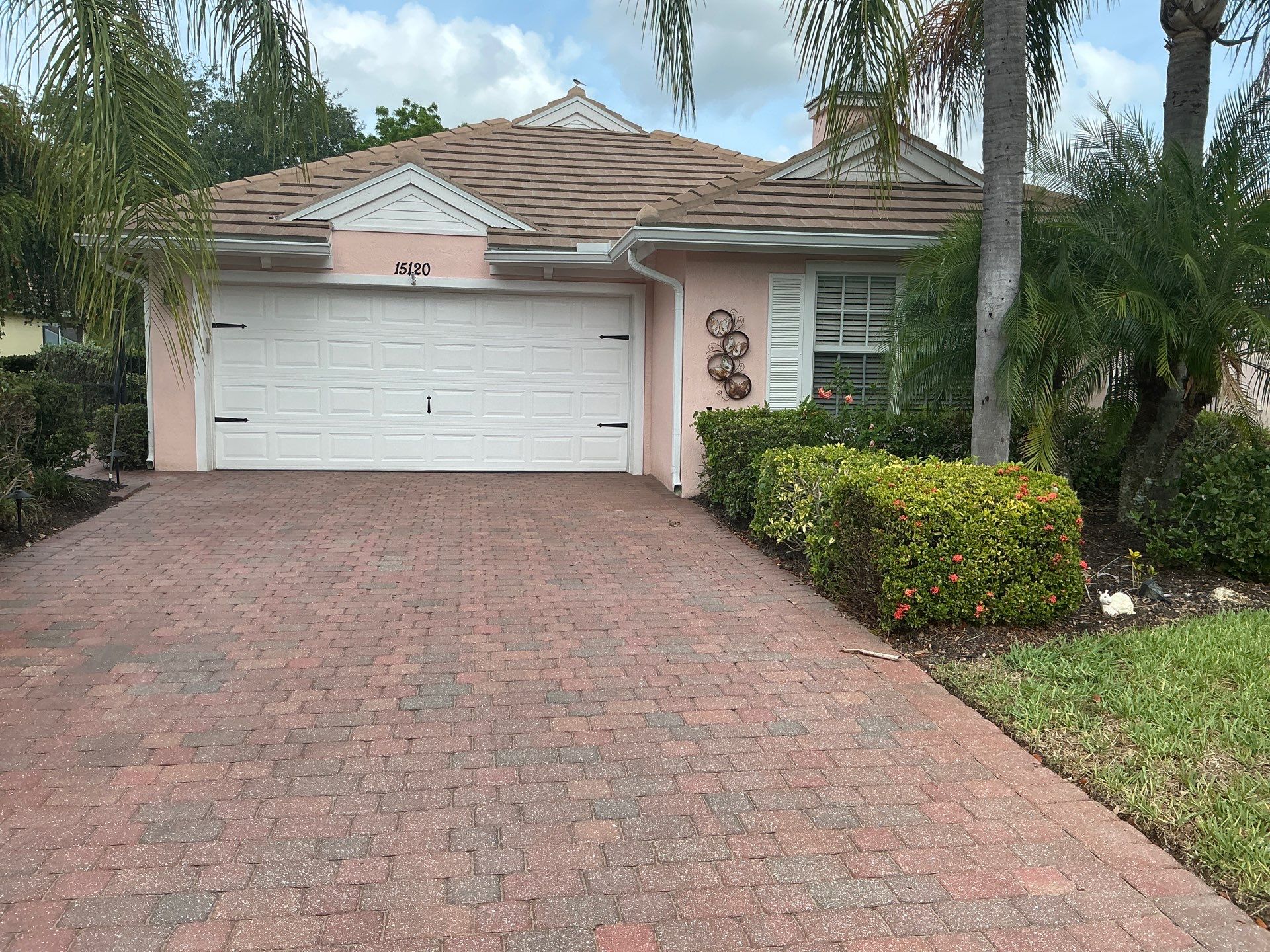 Gutter Guard Entire Home in Alva FL by Gutter Professors