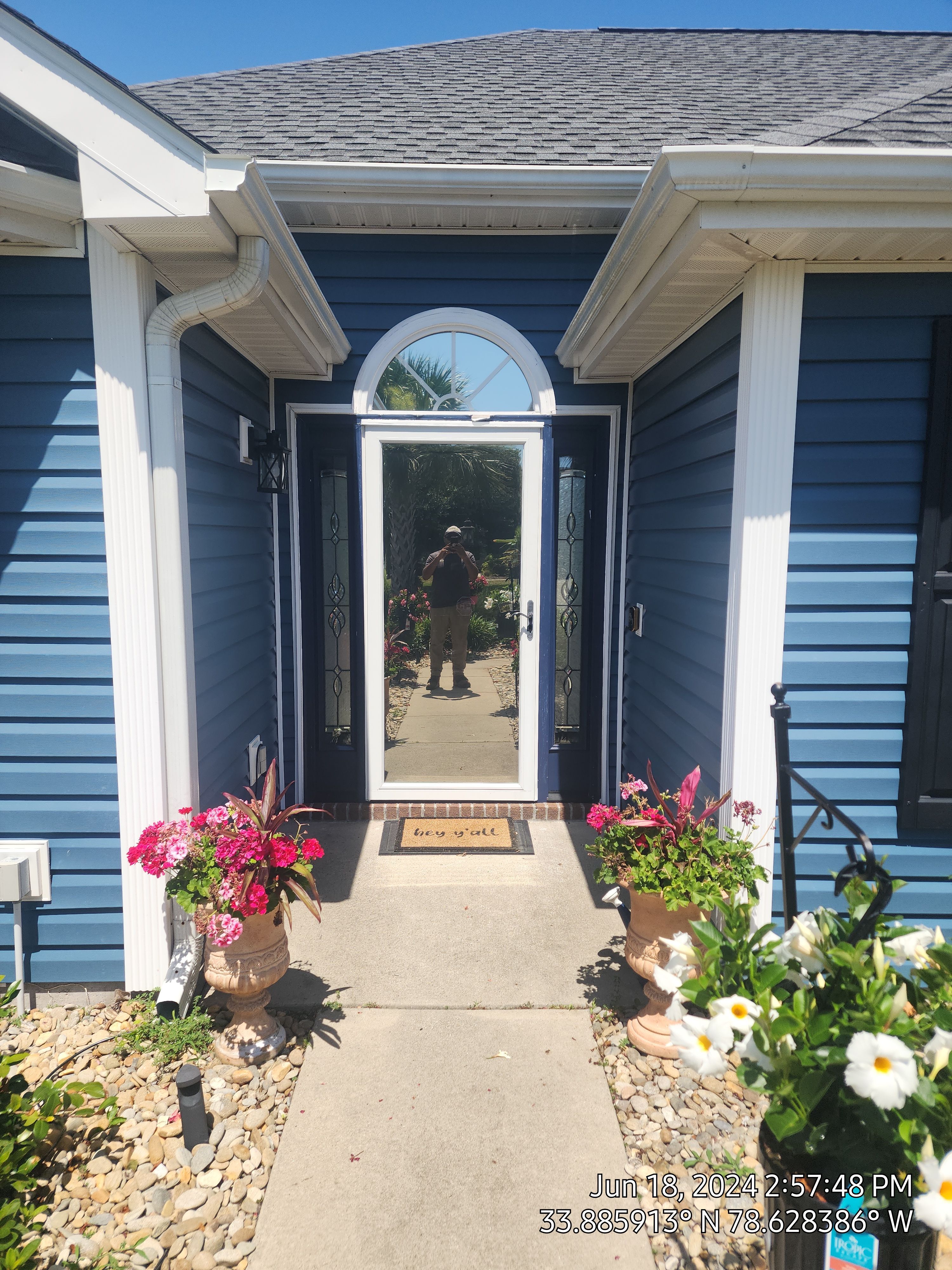 GAF HDZ - Pewter  by Linta Roofing