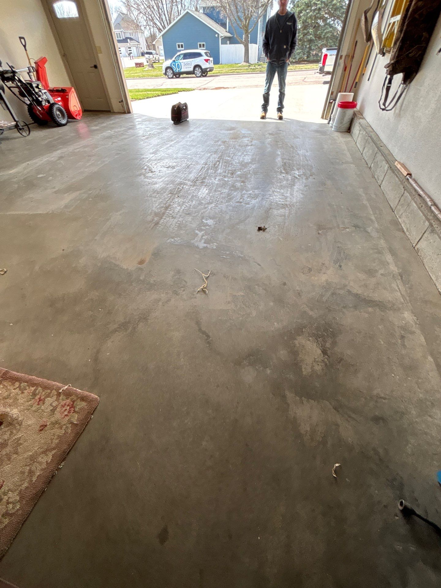 Smoke Flake Garage Floor Coating in Dell Rapids by Select Painting, Coatings & Garage Cabinets