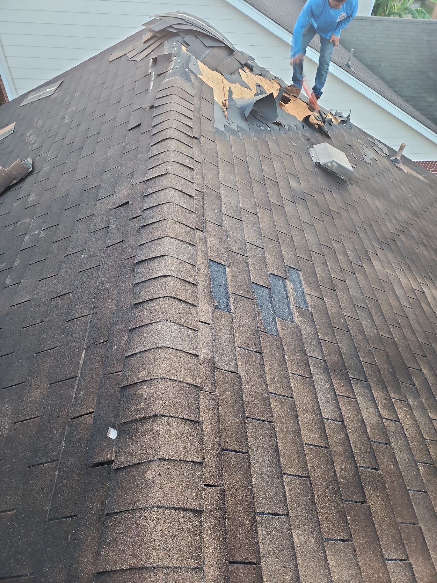 Residential Roofing Repair using Owen's Corning Duration (Lifetime) Shingles by Roof Repair Company