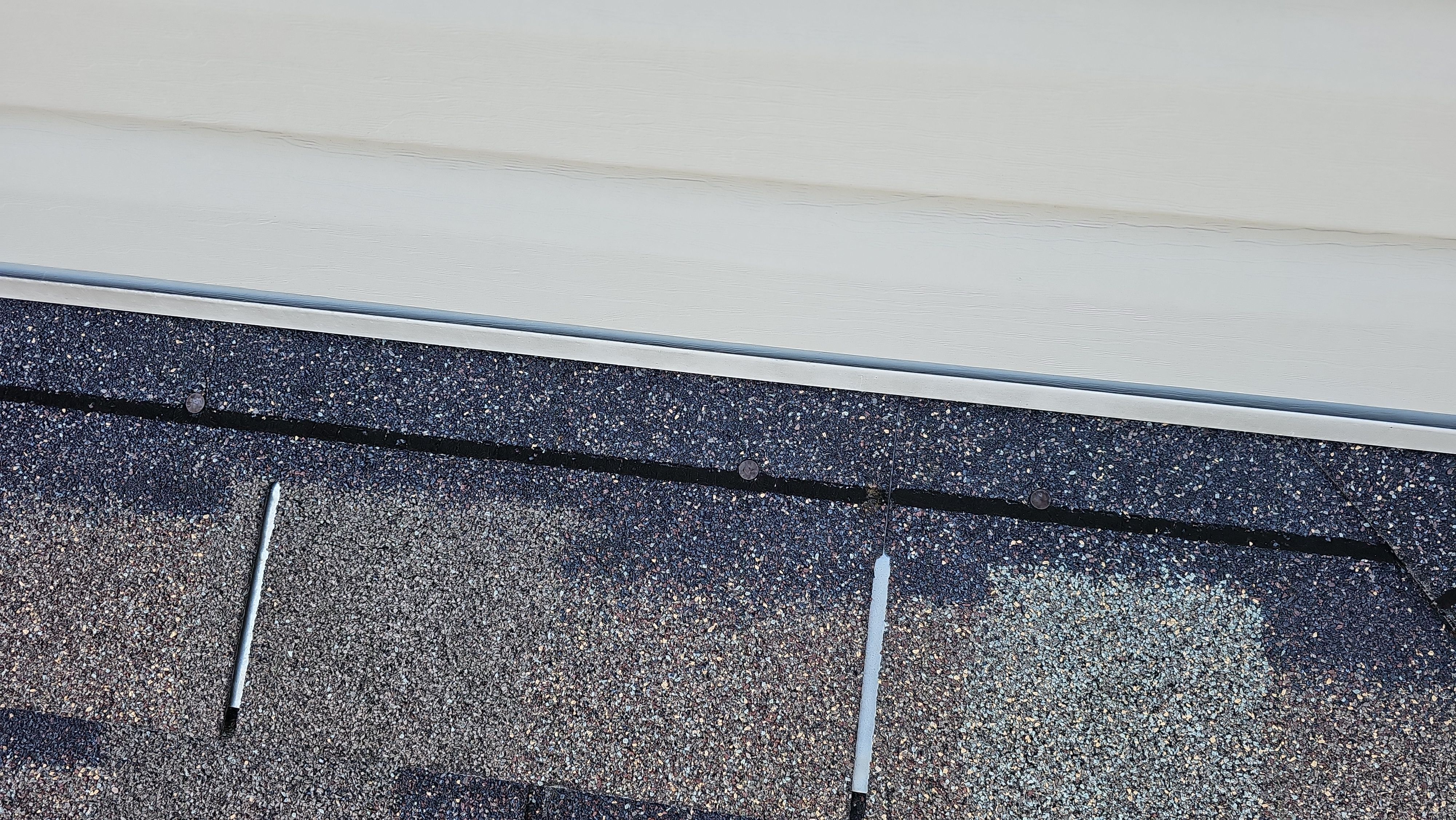 Atlas Pinnacle, Color, Coastal Granite, Drip Edge, Birch White by Eagle Eye Roofing