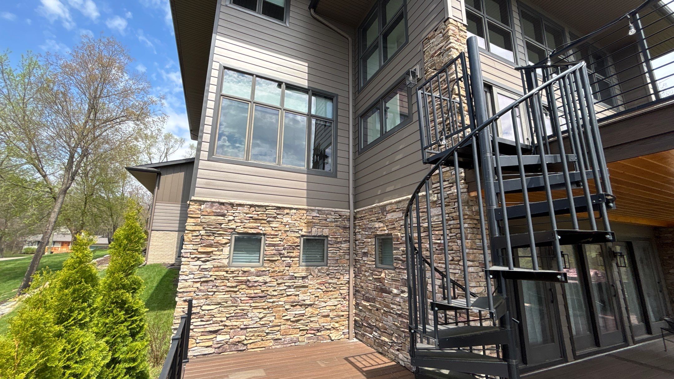 Siding Replacement using Ascend by 180 Contractors