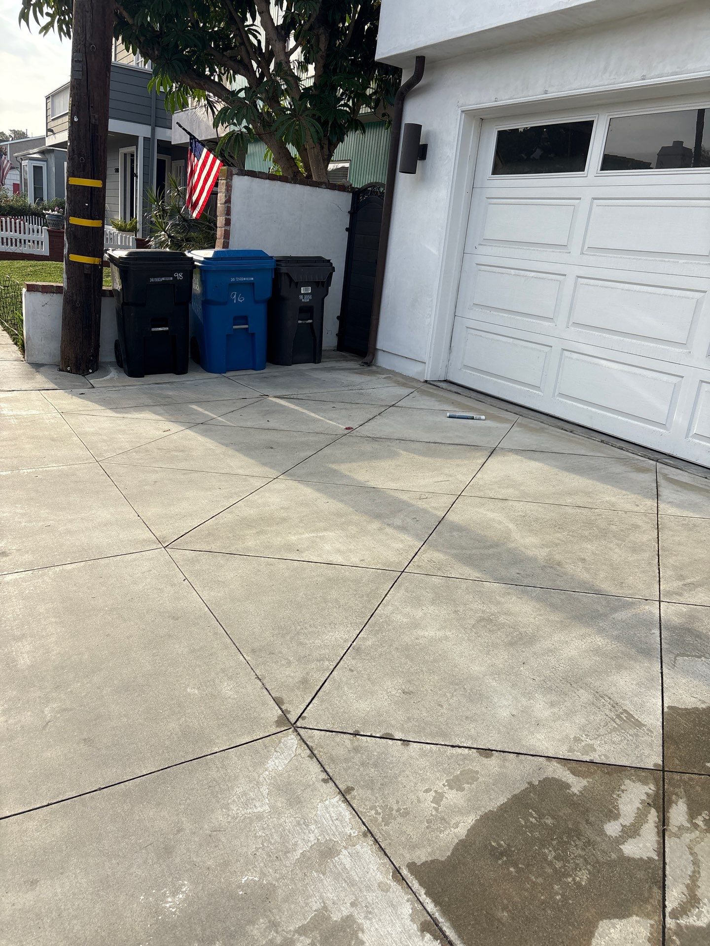 Sandblasting & Sealing Concrete Driveway In Long Beach, CA by La Power Washing Inc