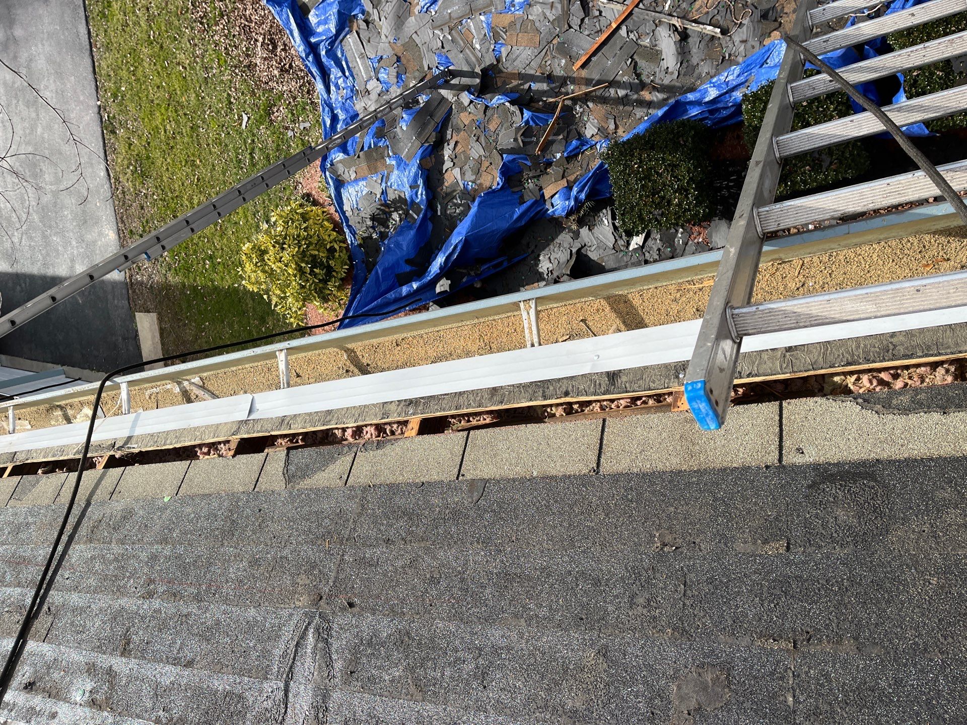 Springfield CertainTeed Landmark in Resawn Shake by RM Banning, Inc.